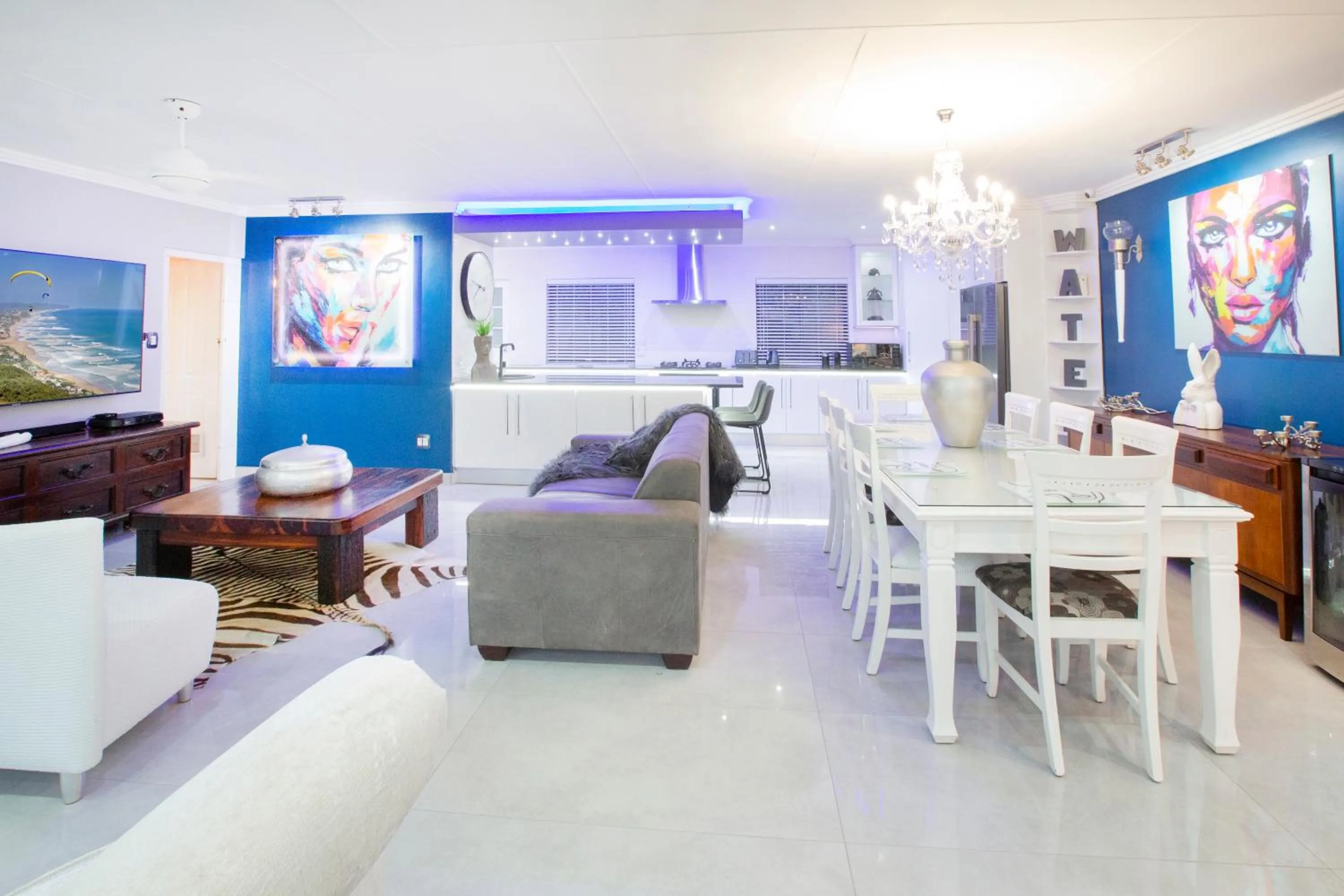 Living room in Wilderness Waters Boutique Suites - Adults Only