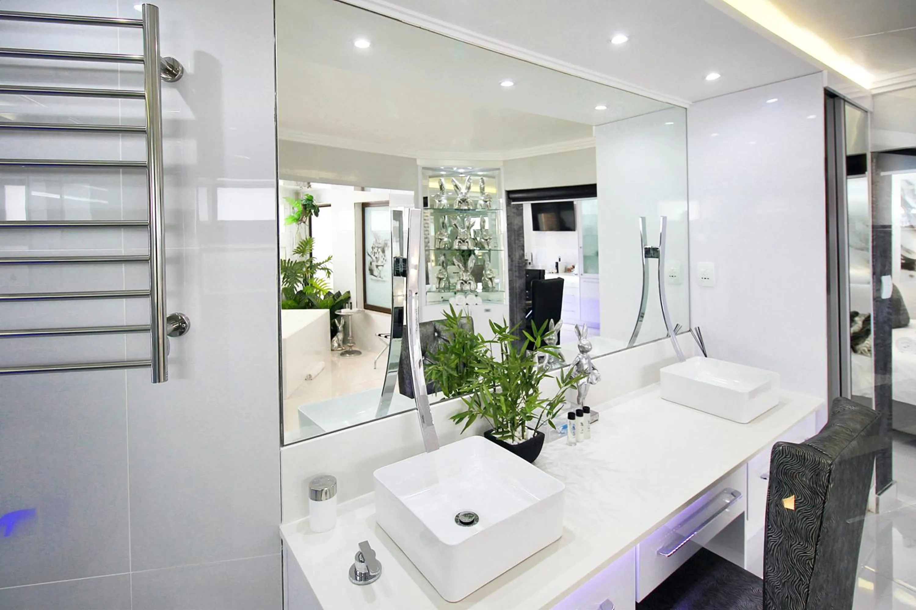 Bathroom in Wilderness Waters Boutique Suites - Adults Only