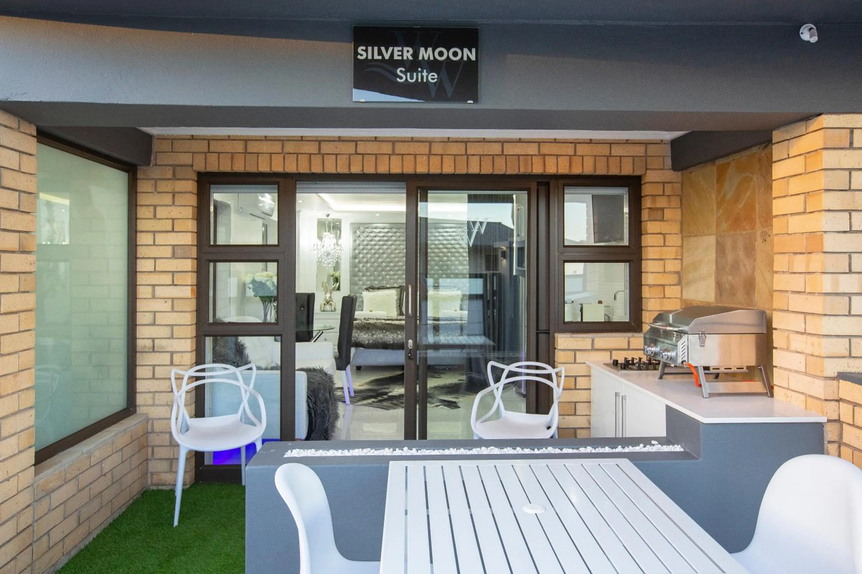 Patio in Wilderness Waters Boutique Suites - Adults Only