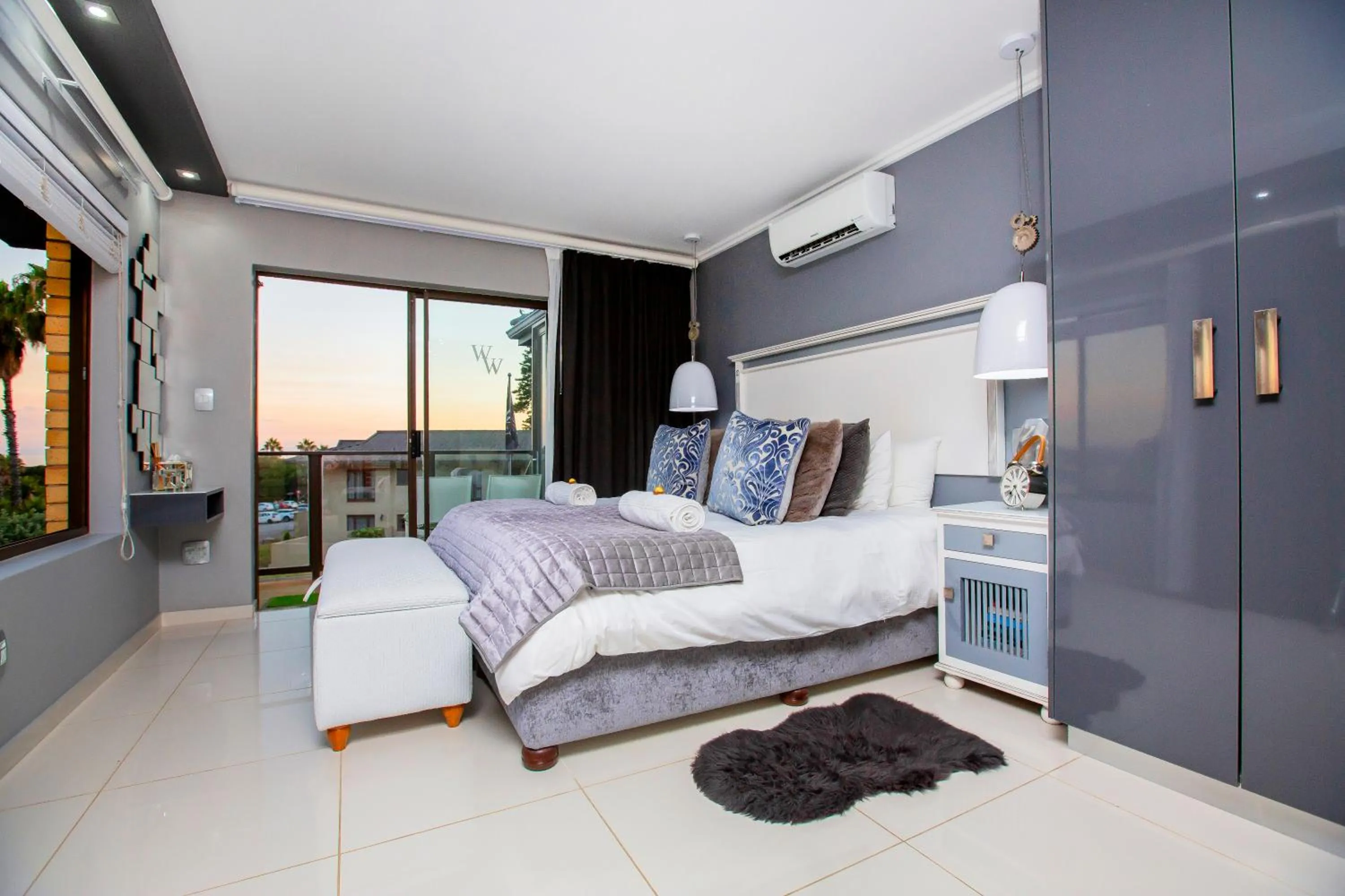 Photo of the whole room in Wilderness Waters Boutique Suites - Adults Only