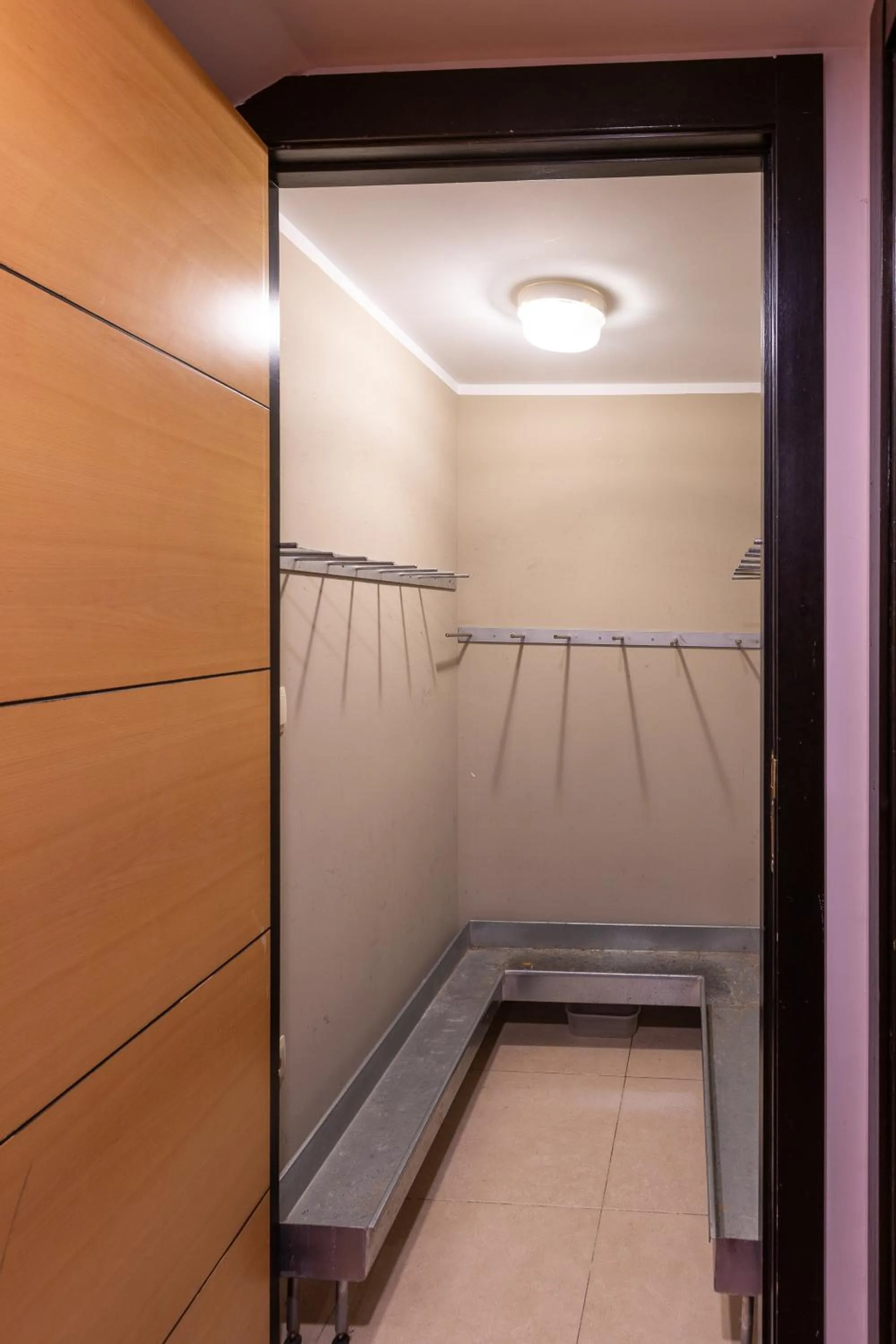 locker in Hotel Micolau