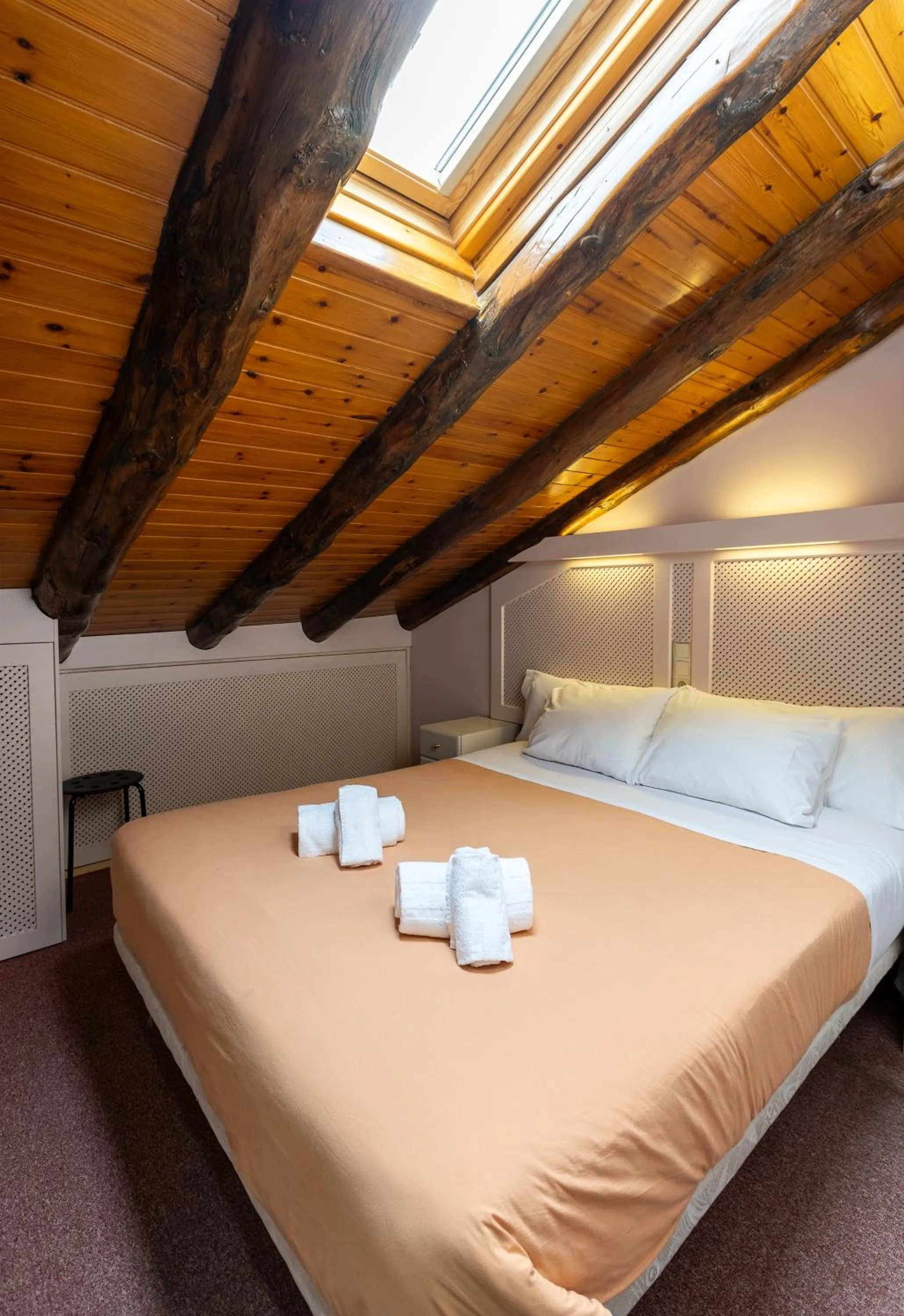 Bed in Hotel Micolau