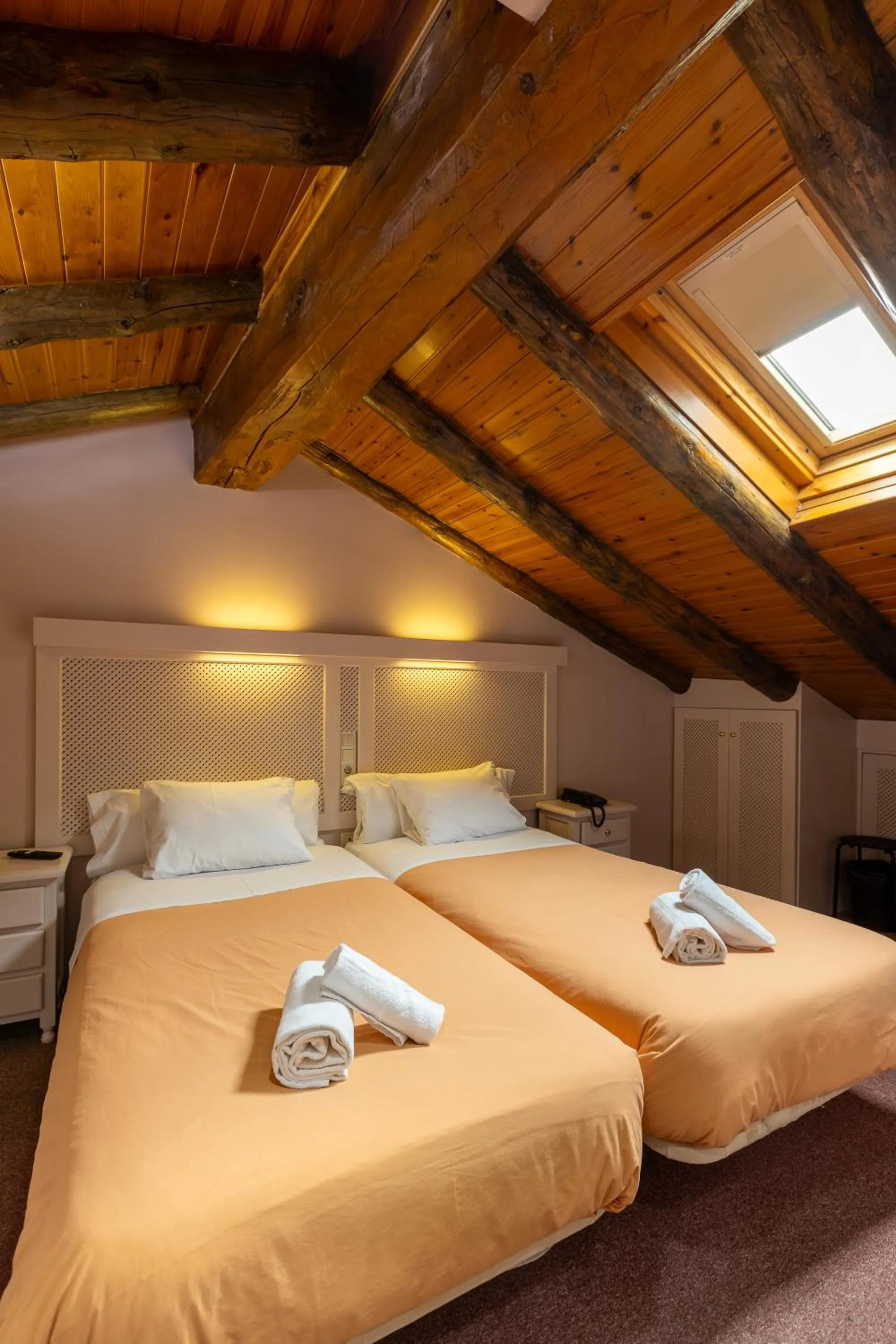 Bed in Hotel Micolau