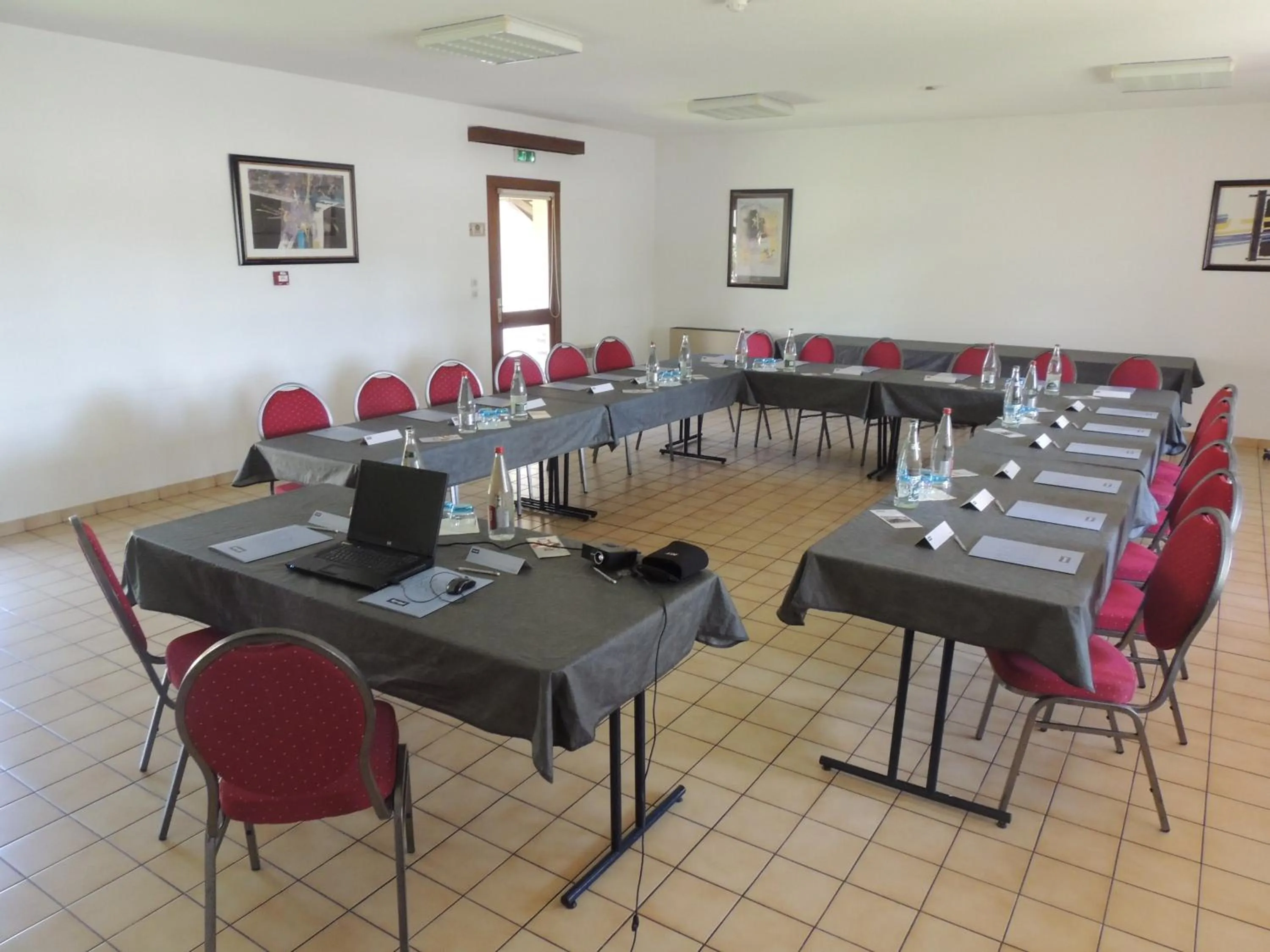 Meeting/conference room in Kyriad Chateauroux