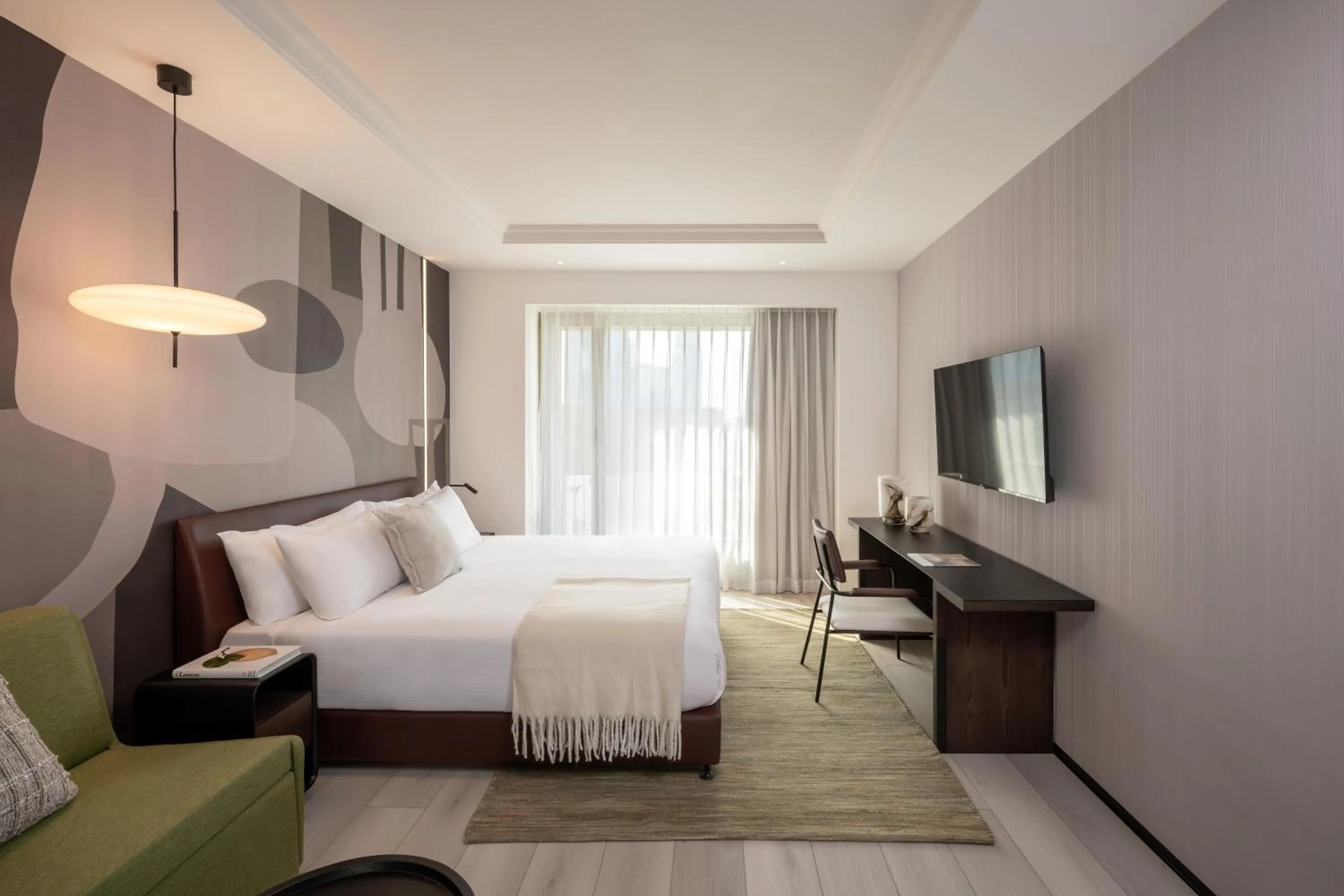 Bedroom, Bed in Leonardo Plaza City Tower Tel Aviv