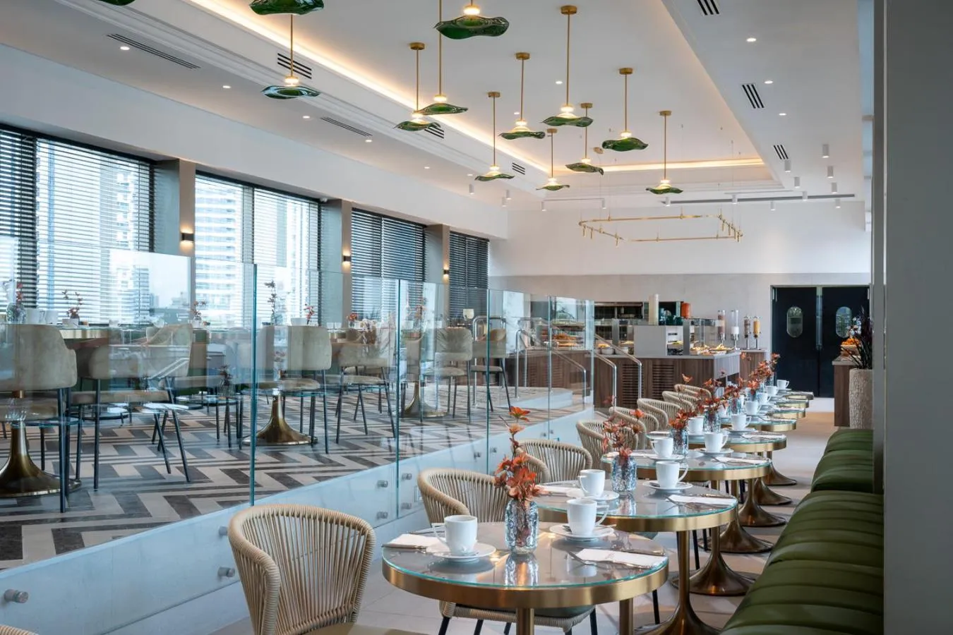 Restaurant/places to eat in Leonardo Plaza City Tower Tel Aviv