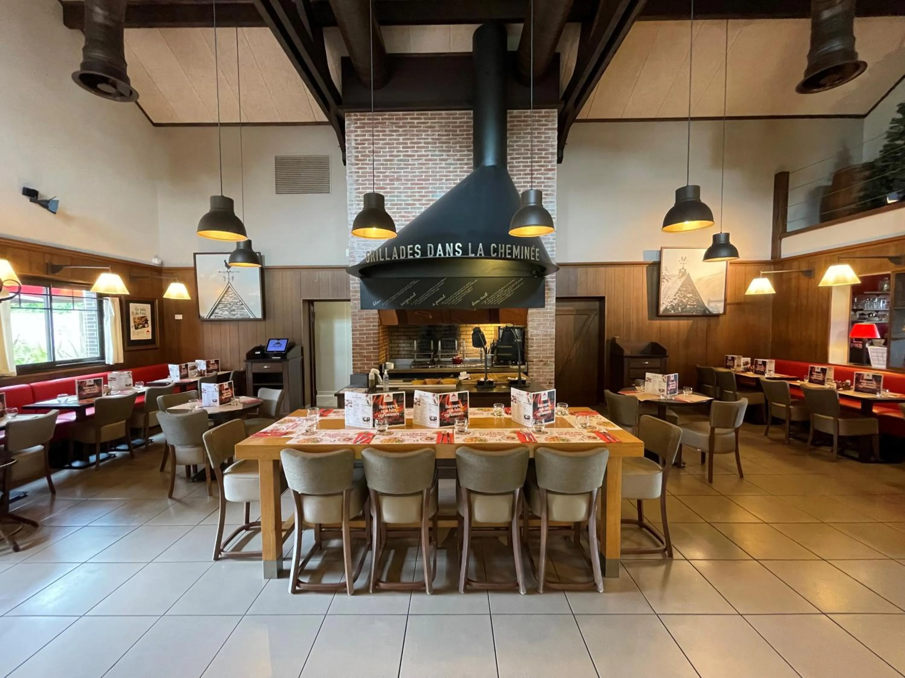 Restaurant/places to eat in Ibis Budget Bayeux