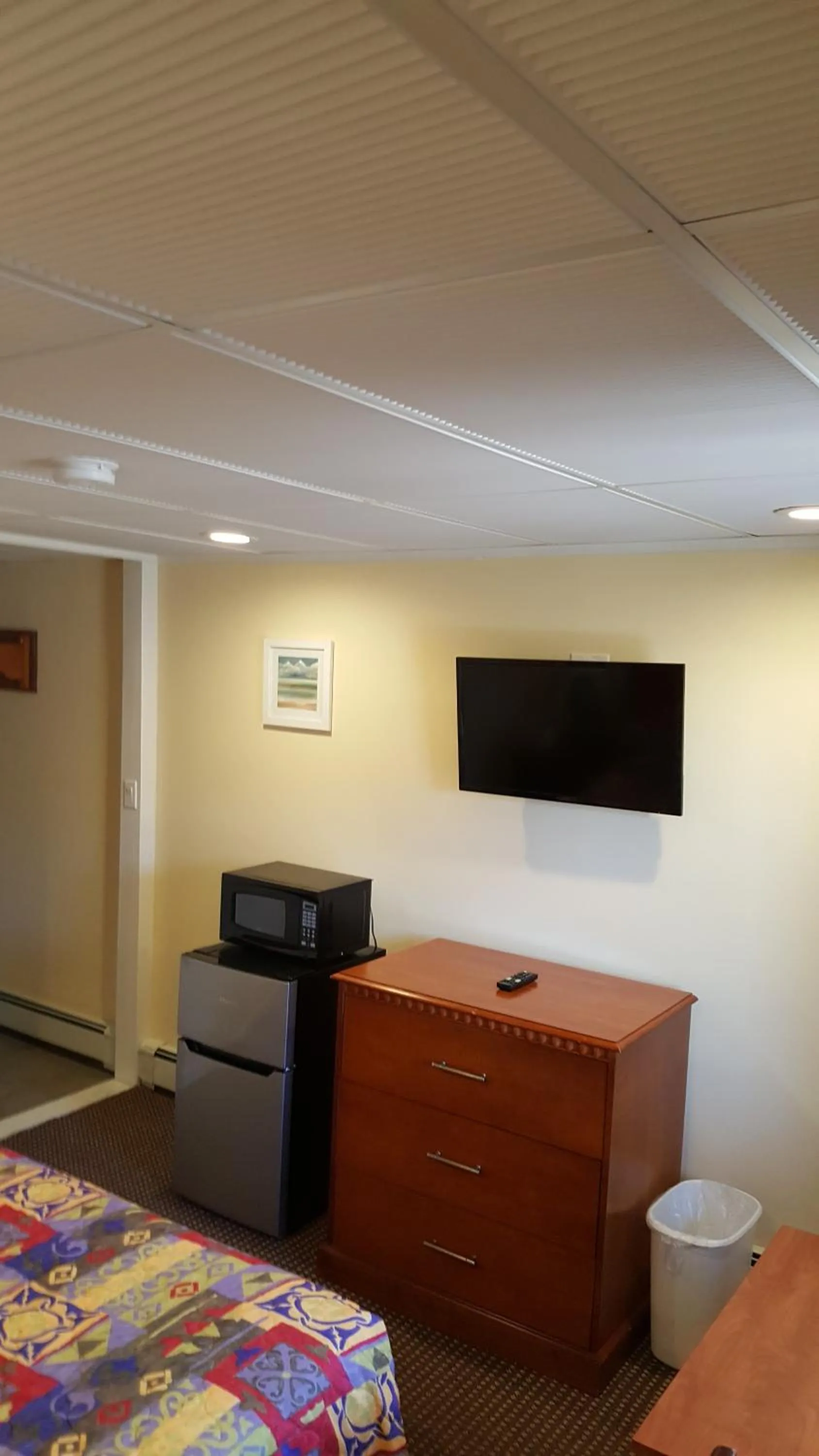 Bed in Atlantic Motel