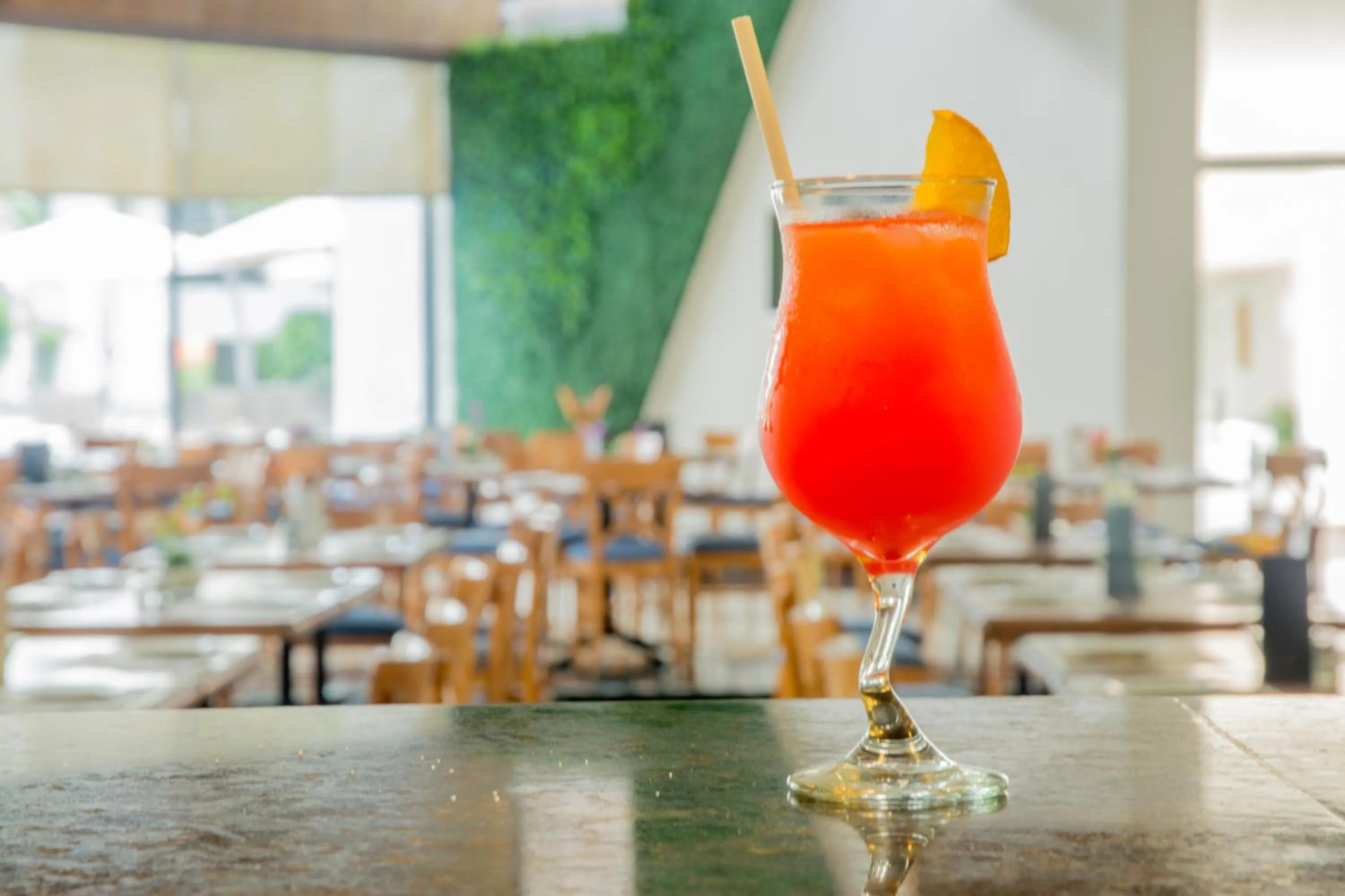 Restaurant/places to eat in Continental Caribe Bay