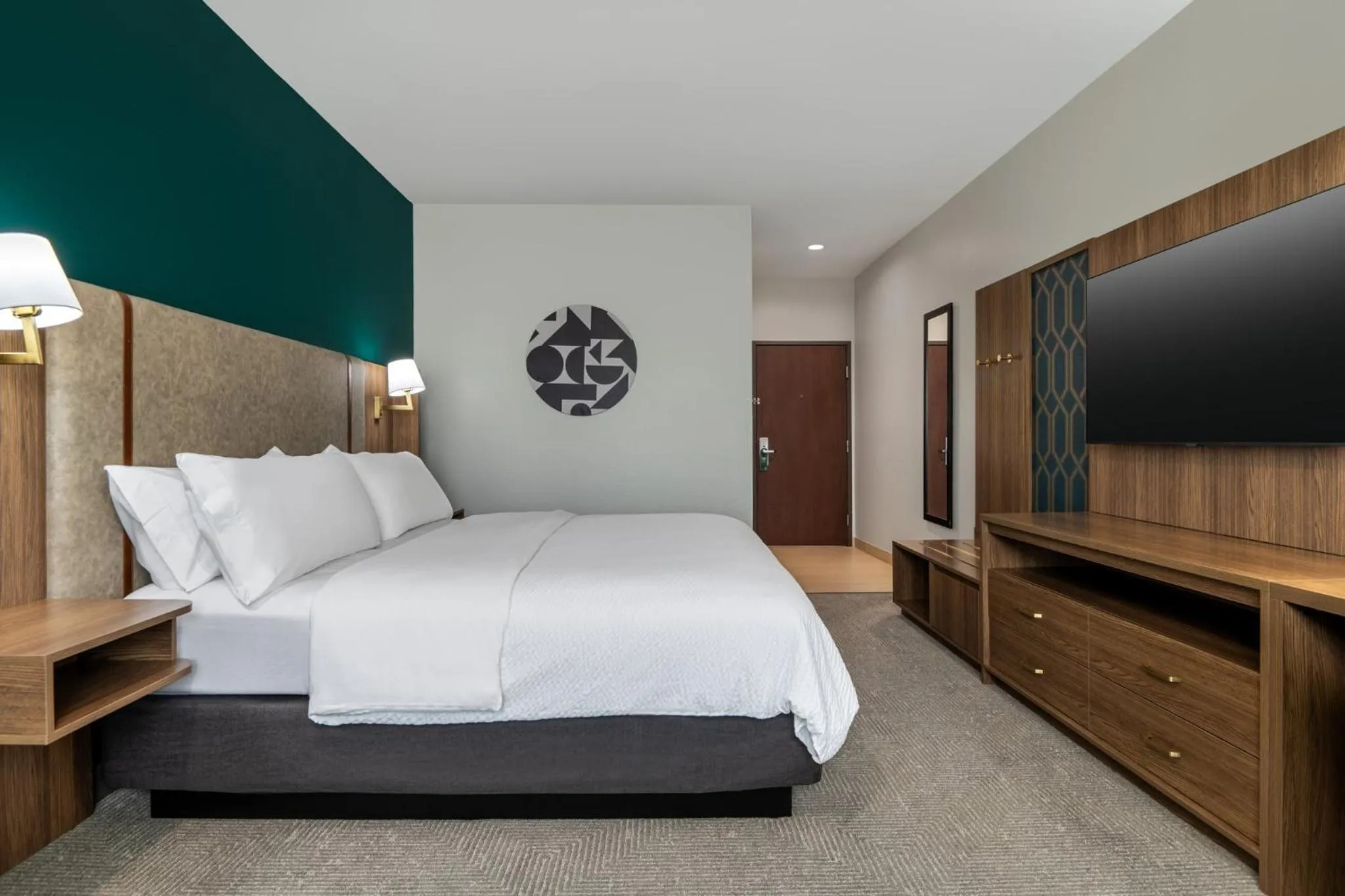 Photo of the whole room, Bed in Galveston Inn & Suites Hotel