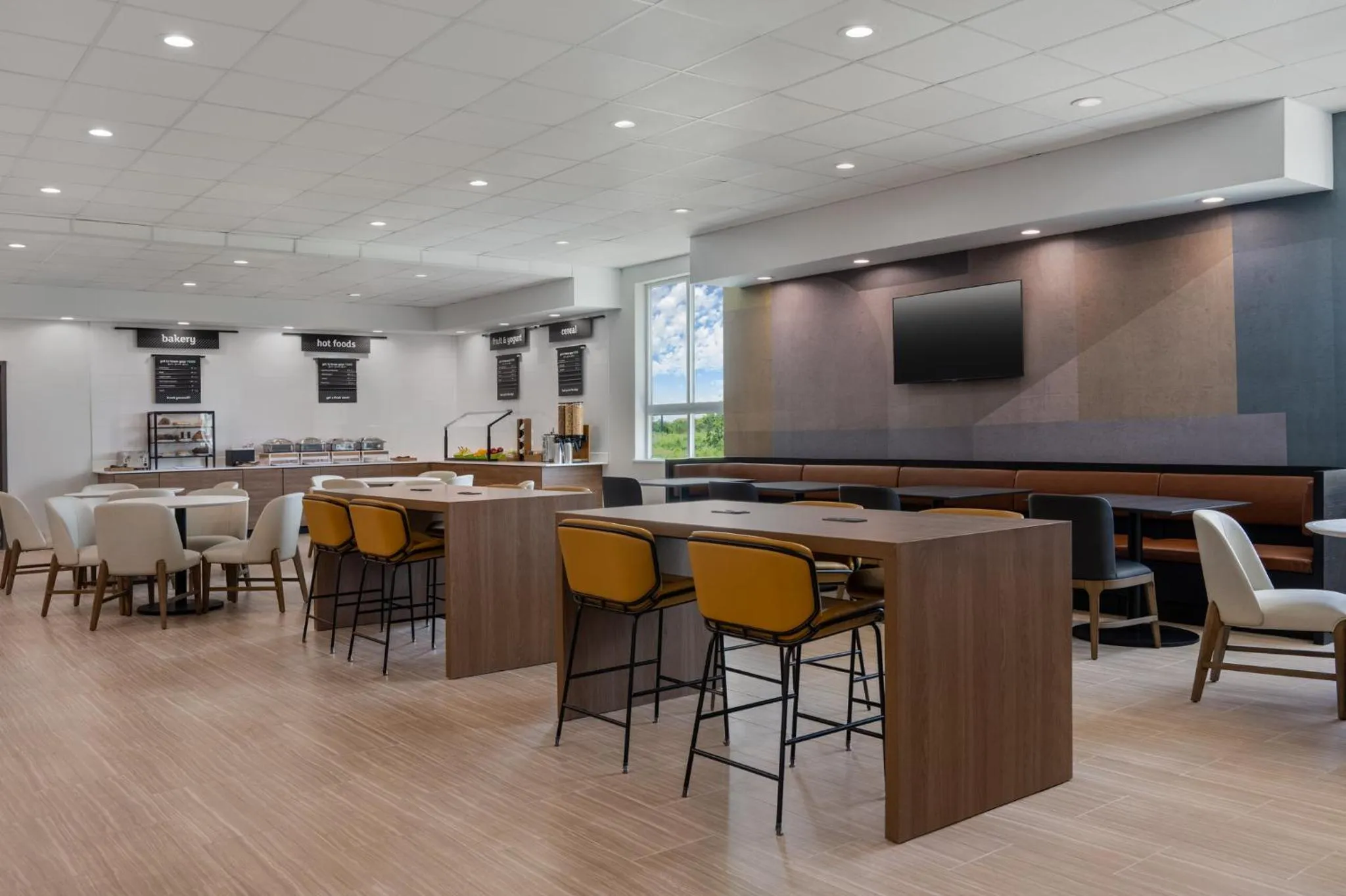 Restaurant/places to eat in Galveston Inn & Suites Hotel