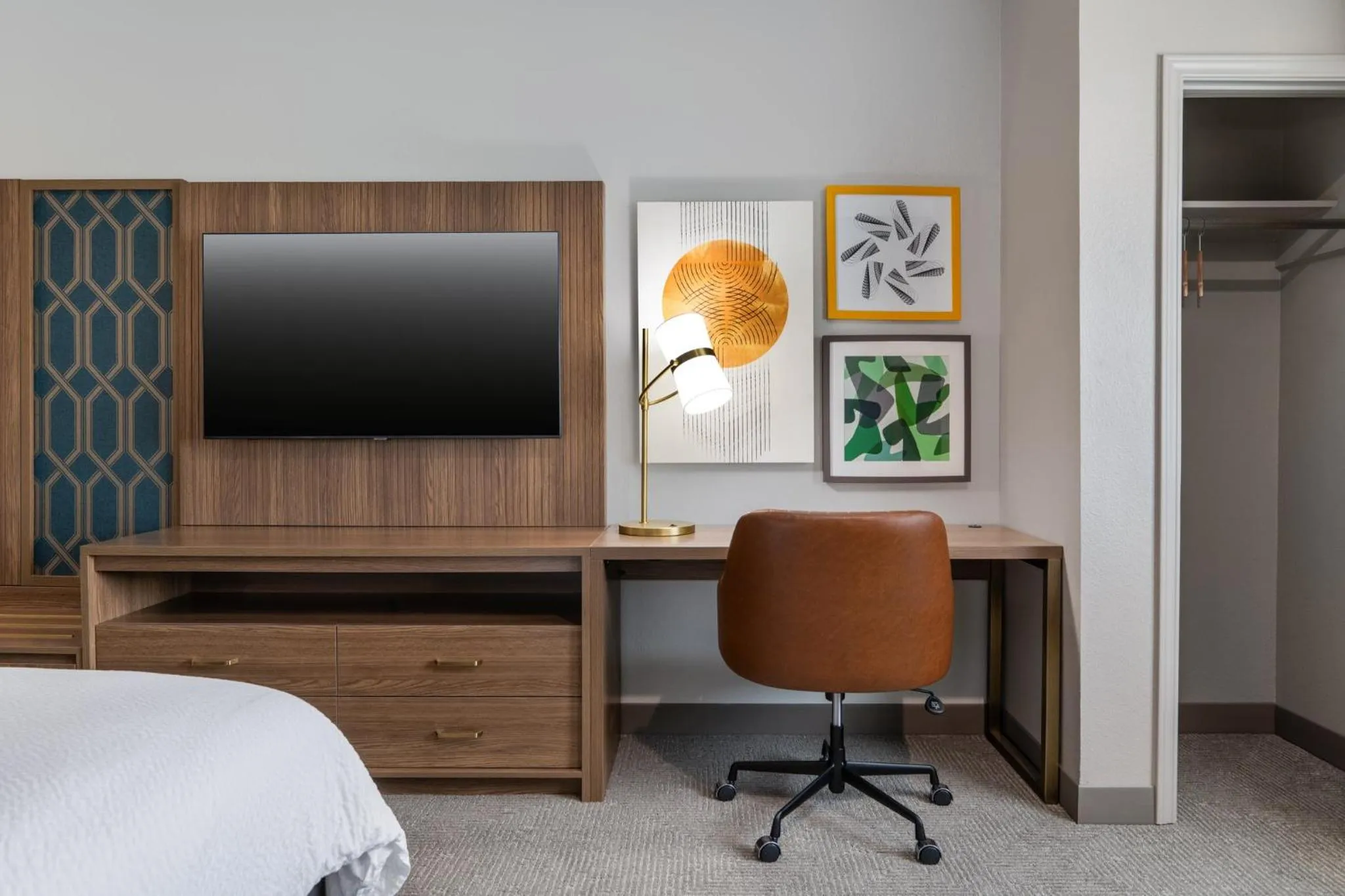 Photo of the whole room, Bed in Galveston Inn & Suites Hotel