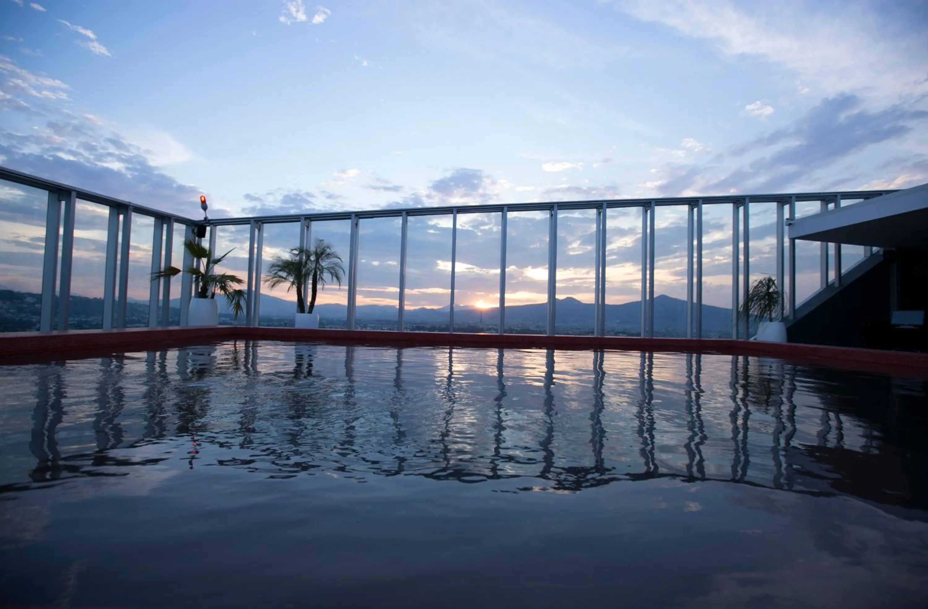 Swimming pool in Hotel Belo Grand Morelia