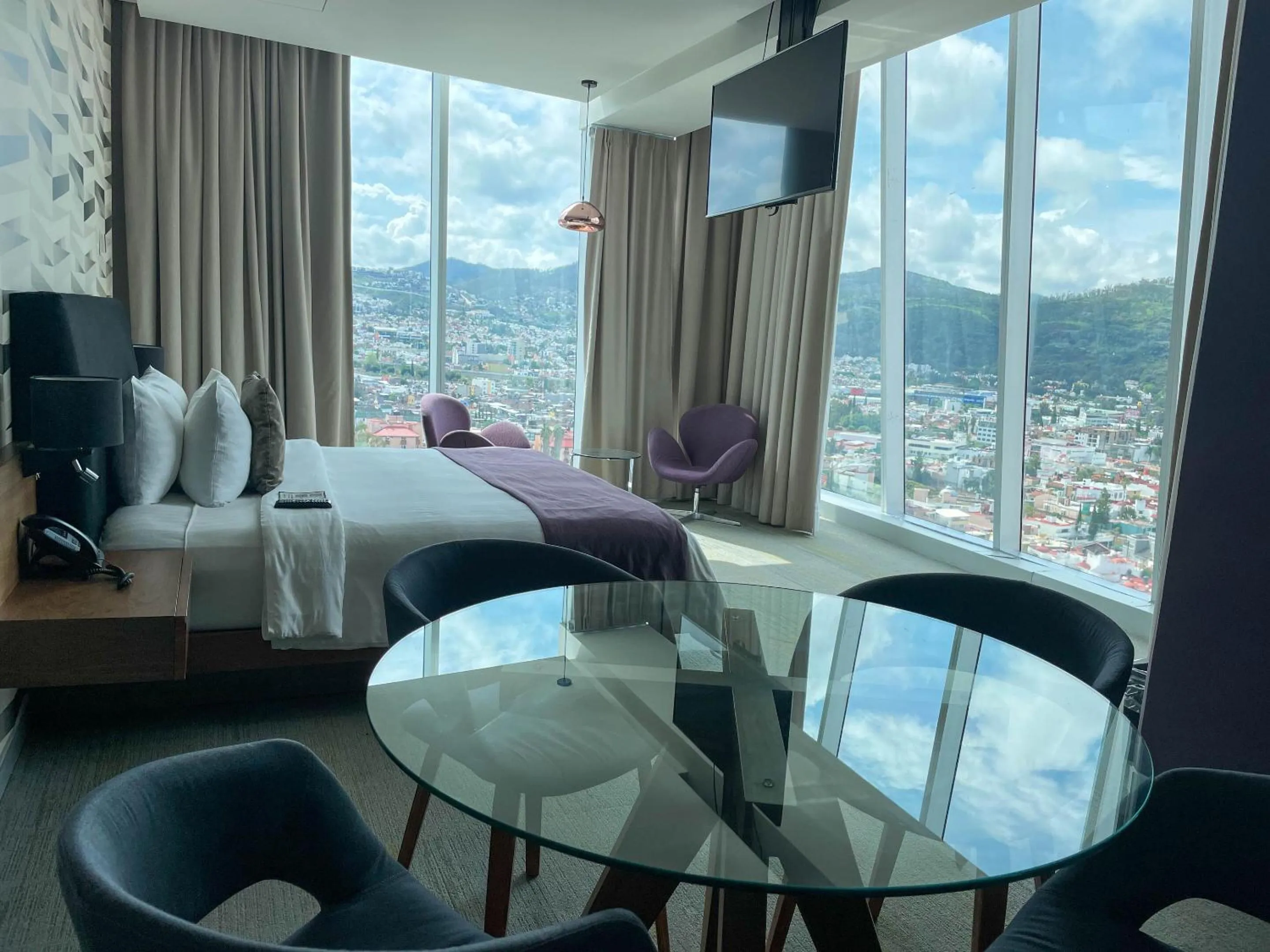 View (from property/room), Bed in Hotel Belo Grand Morelia