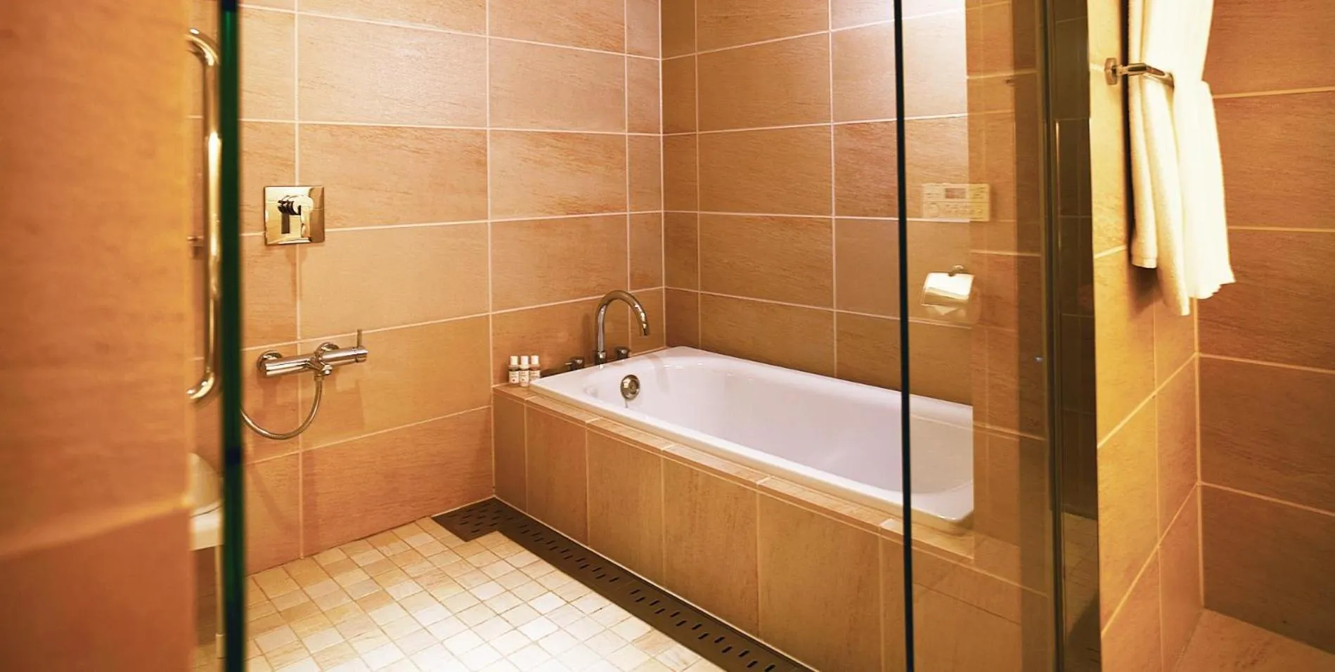 Bathroom in Hotel Anaga