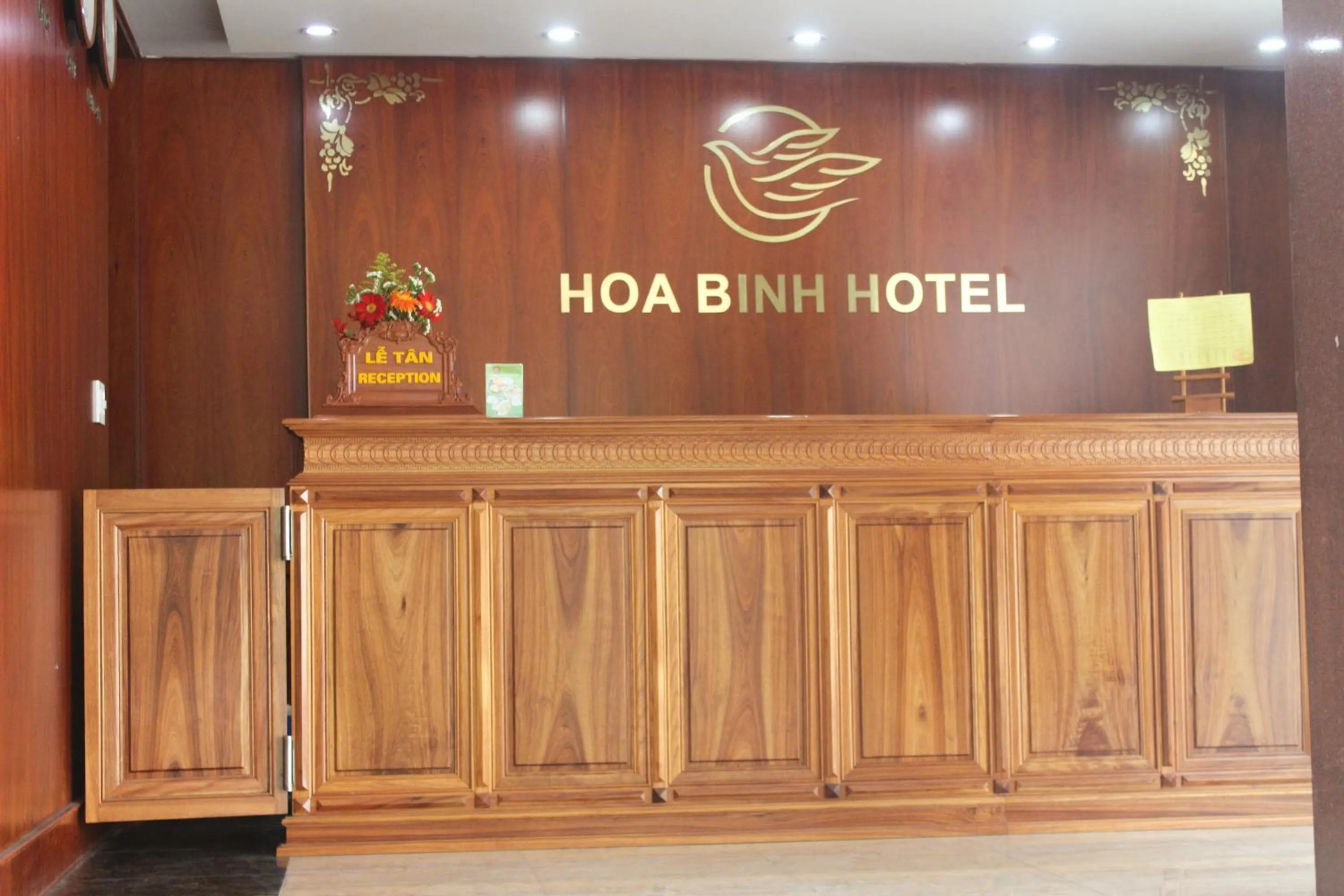 Lobby or reception in Hoa Binh Hotel