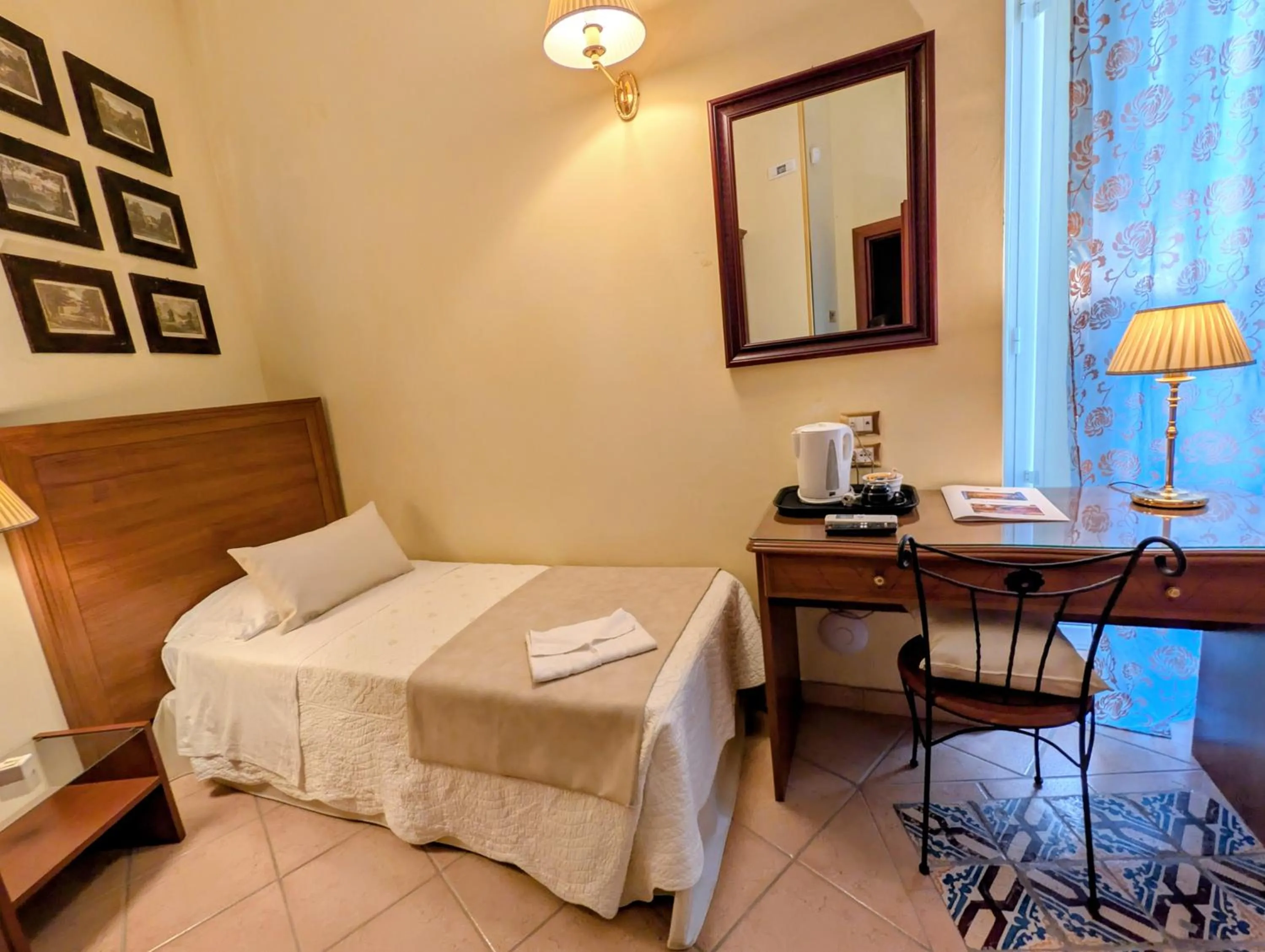 Bed in S.Andrea degli Armeni Dimora di Charme