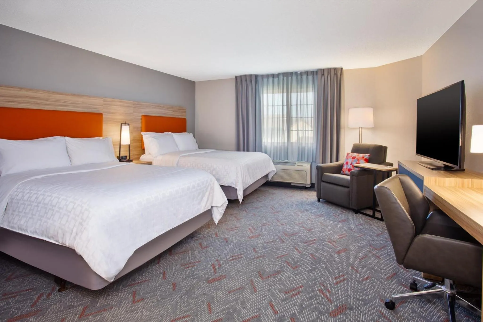 Photo of the whole room, Bed in Candlewood Suites Kenosha - Pleasant Prairie by IHG