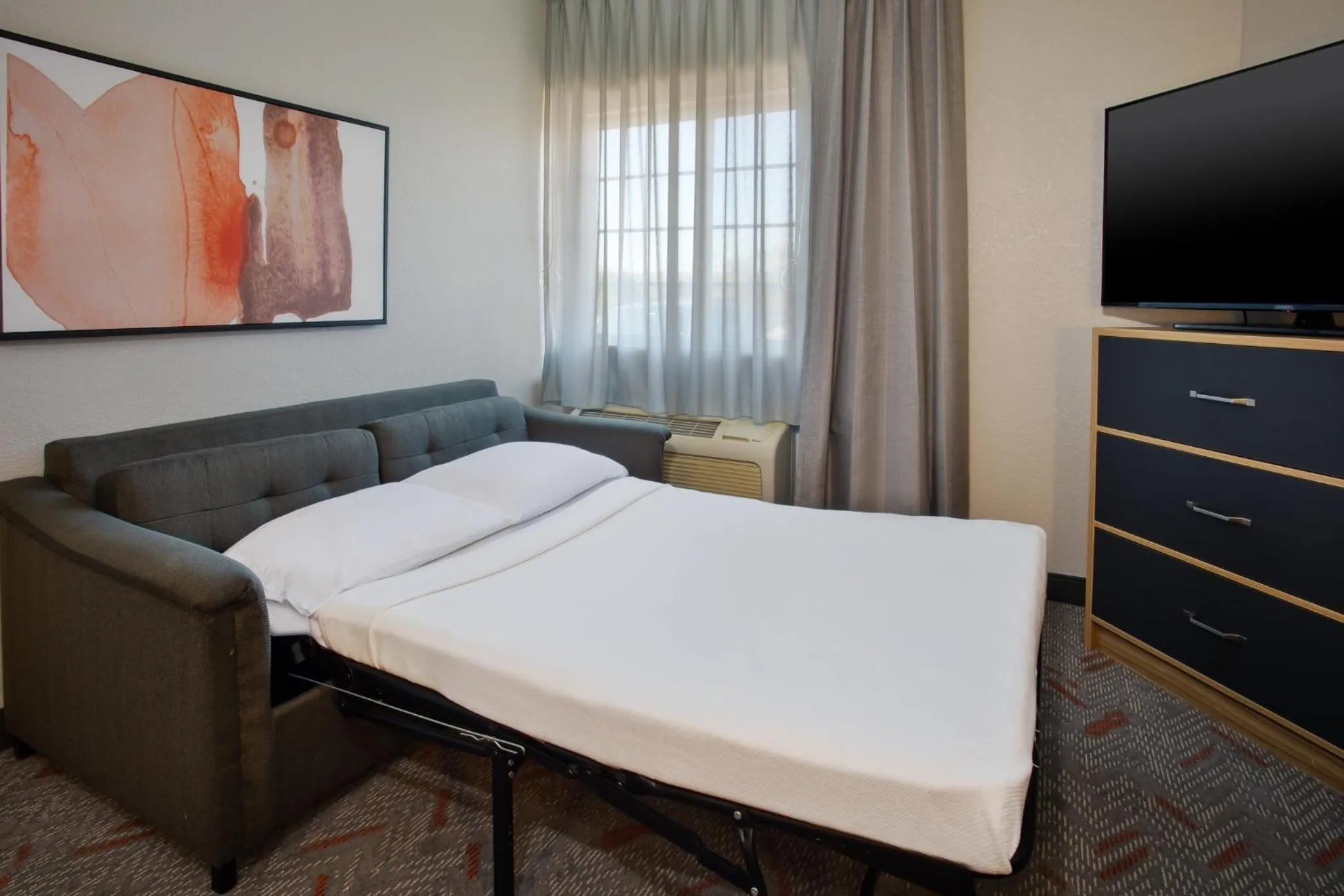 Photo of the whole room, Bed in Candlewood Suites Kenosha - Pleasant Prairie by IHG