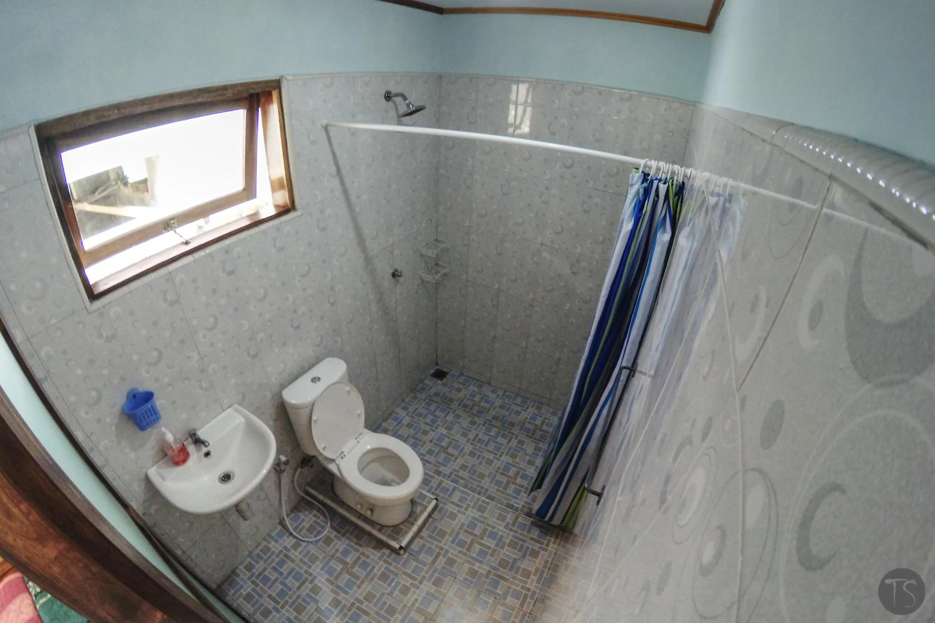 Day in Sadati Home Stay