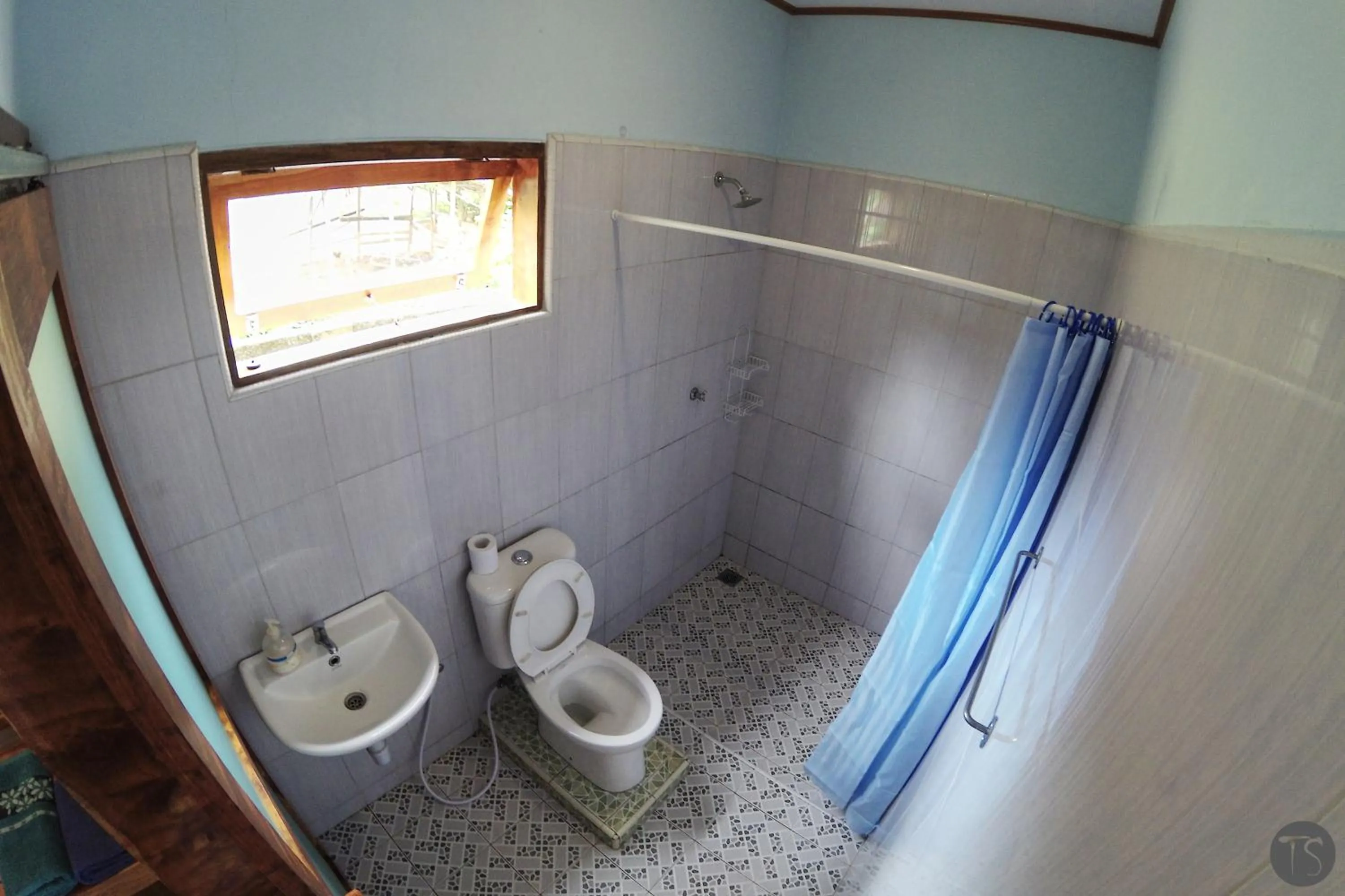 Day in Sadati Home Stay