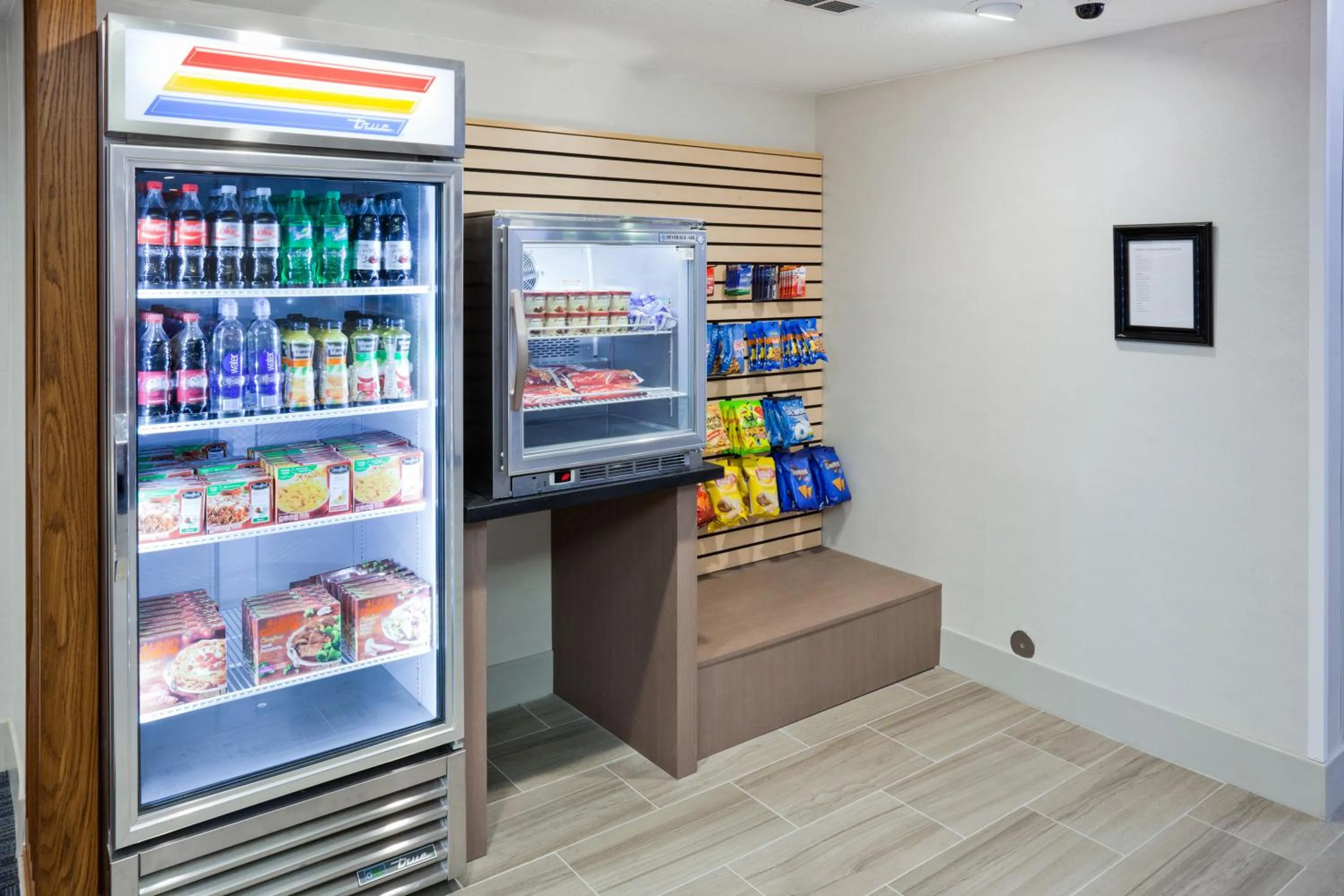 On-site shops in Holiday Inn Express & Suites - Dickinson by IHG