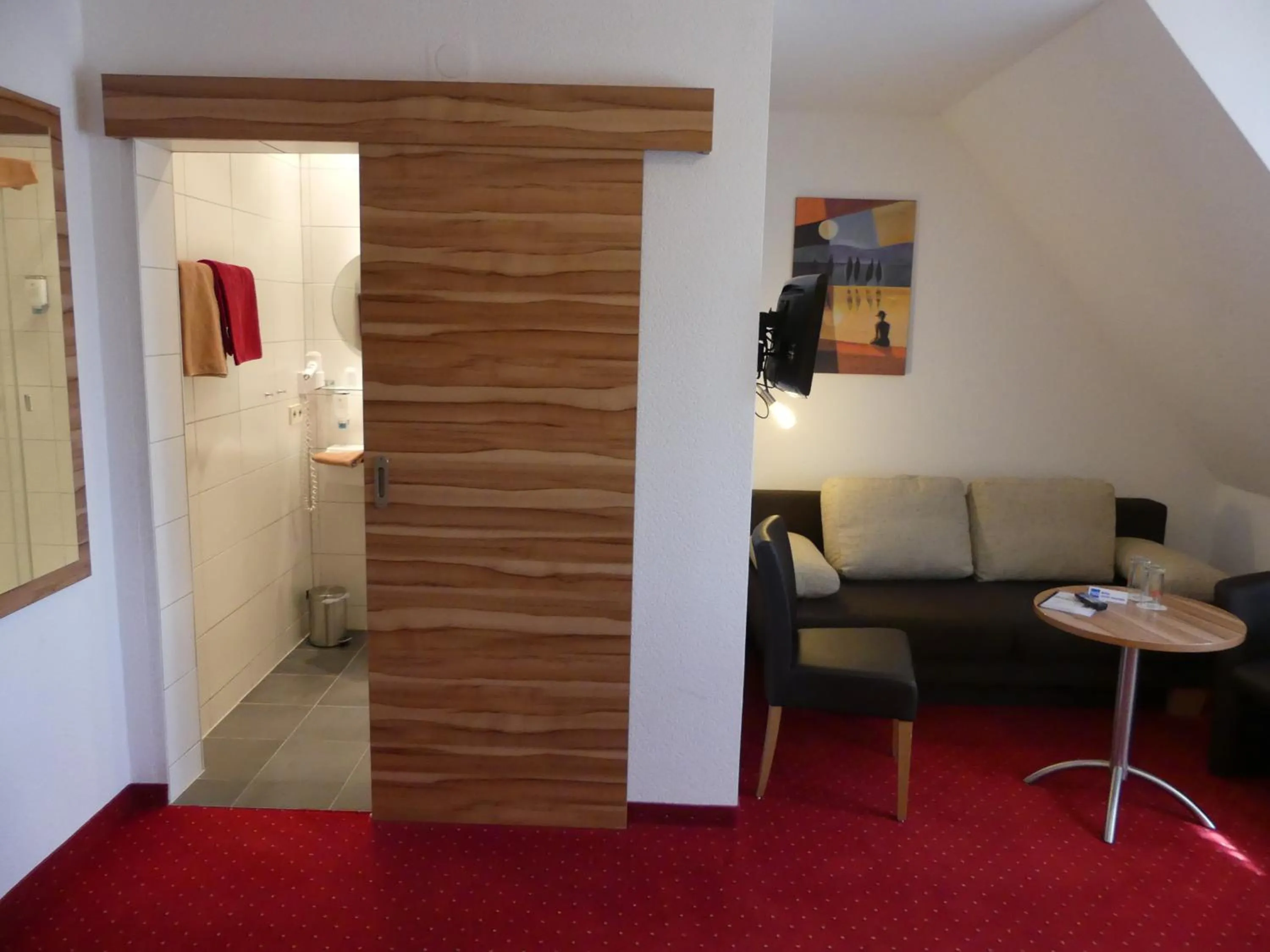 Photo of the whole room in Hotel KRONE Garni