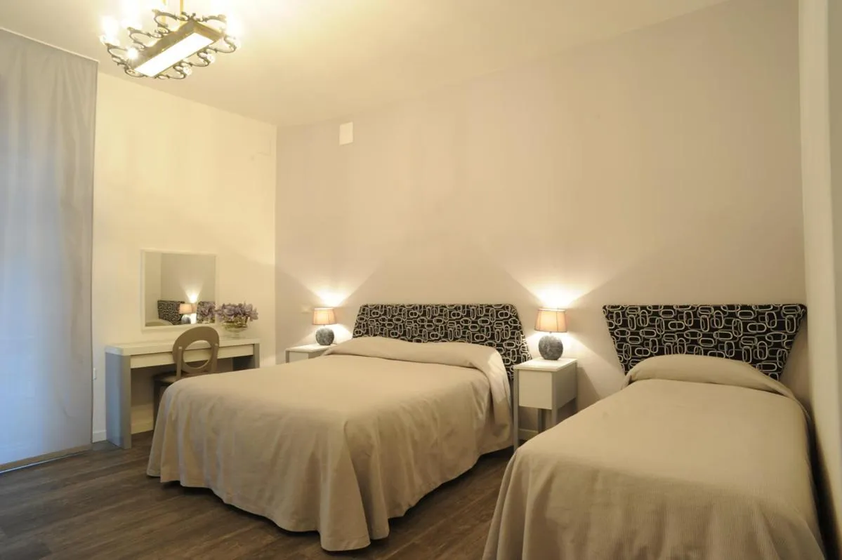 Photo of the whole room, Bed in B&B Corso Diaz