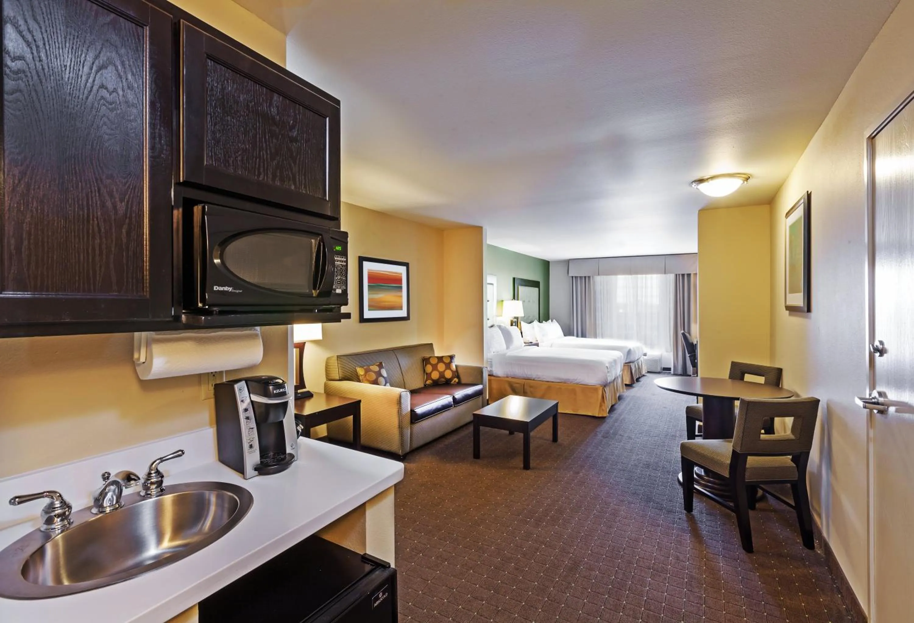 Photo of the whole room, Bed in Holiday Inn Express Hotel & Suites Eagle Pass by IHG