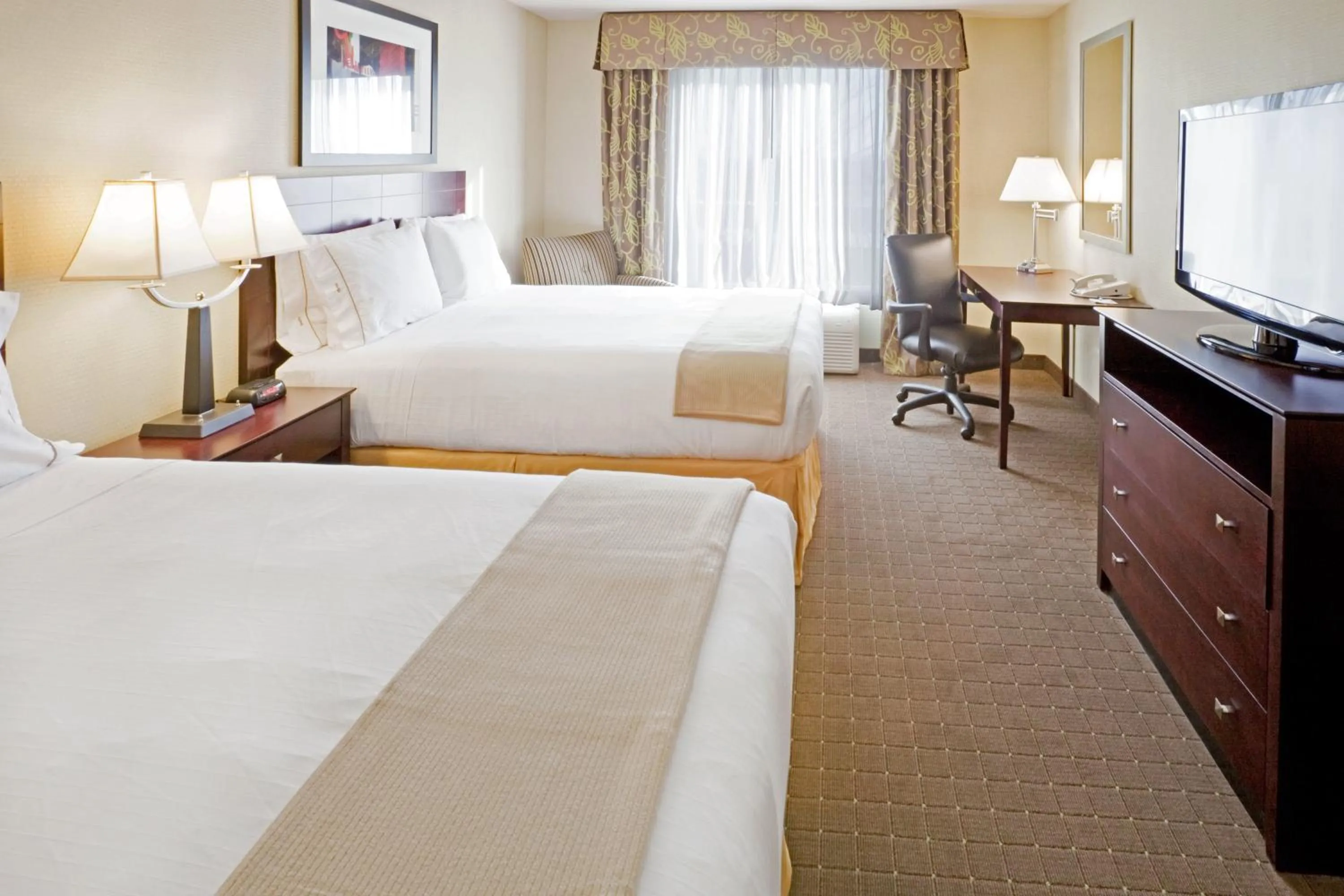 Photo of the whole room, Bed in Holiday Inn Express Hotel & Suites Eagle Pass by IHG