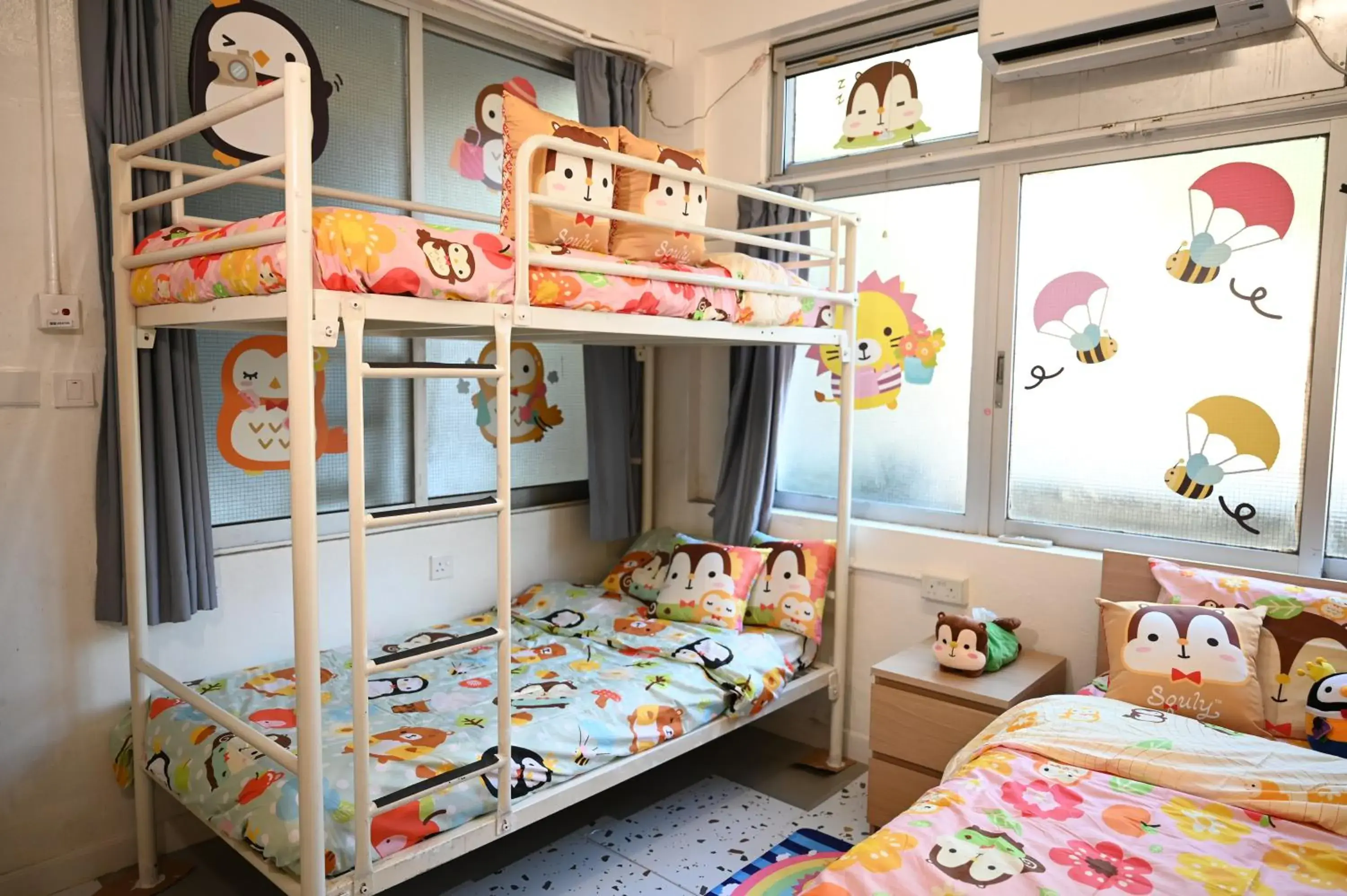 4-Person Room with 1 Double Bed and 1 Bunk Bed in YHA Jockey Club Mt. Davis Youth Hostel 4-Person Room with 1 Double Bed and 1 Bunk Bed in YHA Jockey Club Mt. Davis Youth Hostel