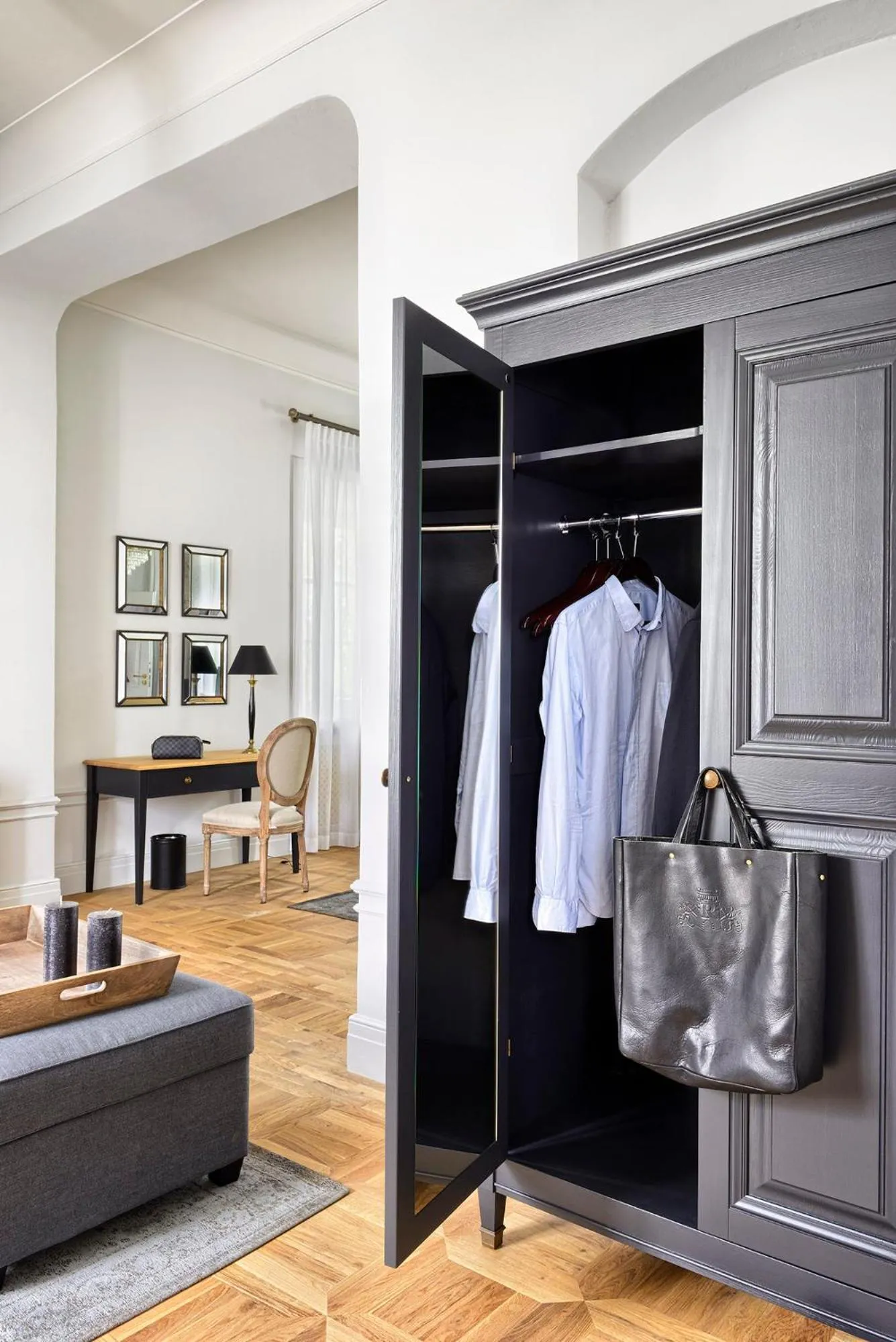 wardrobe in Zamek Janów Podlaski