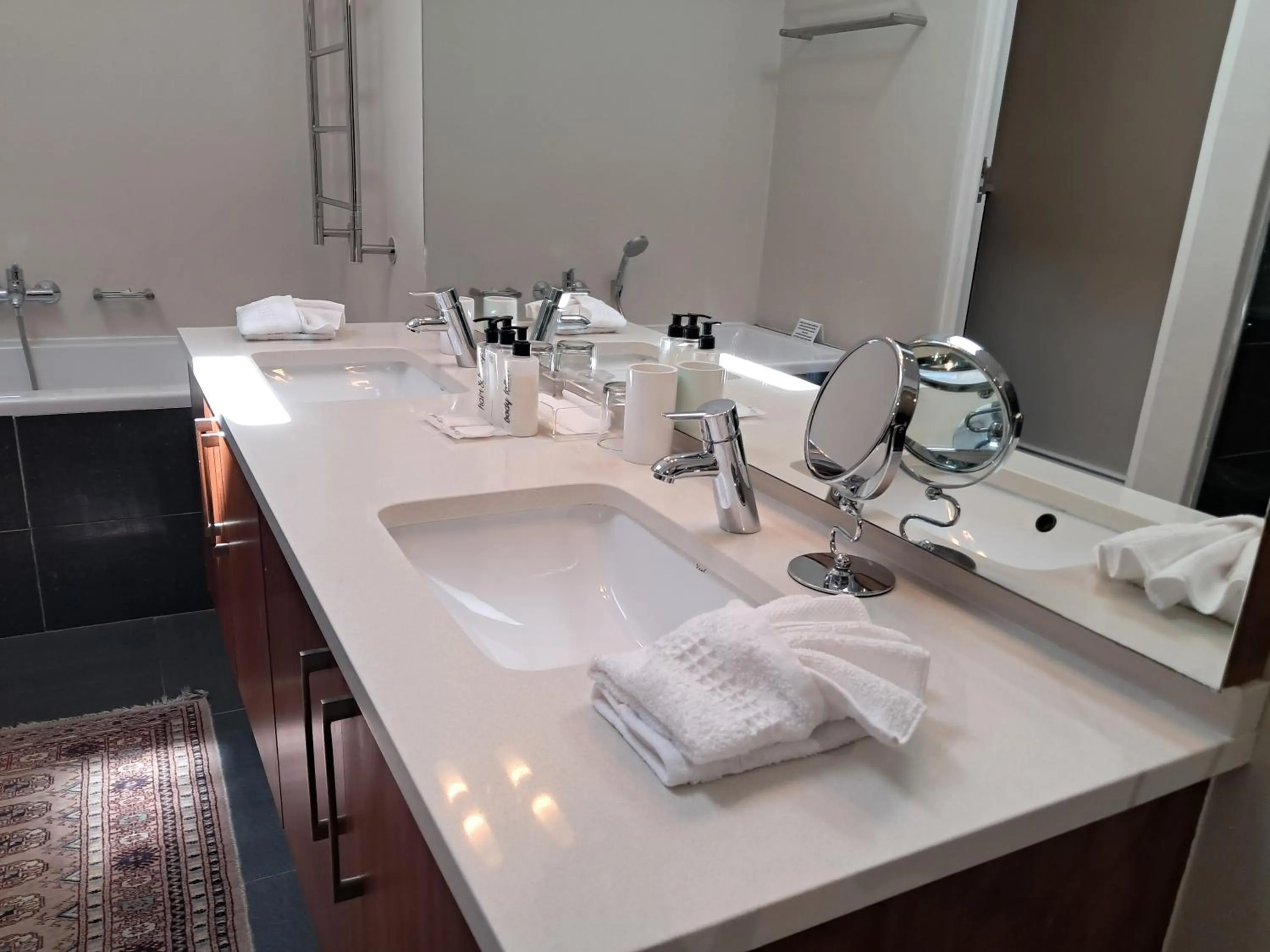 Bathroom in Wild Mushroom Country House