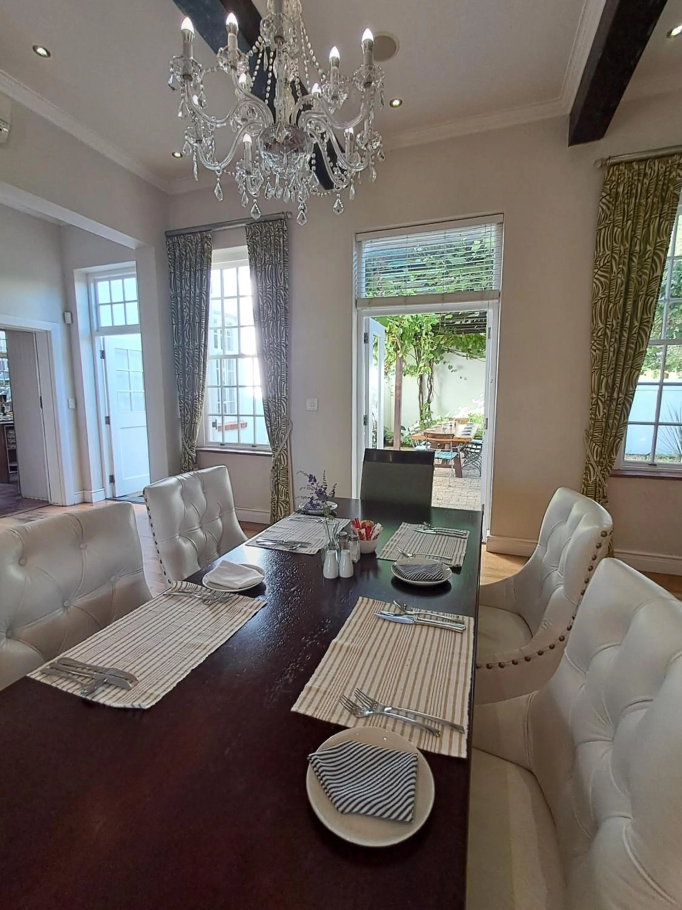 Breakfast in Wild Mushroom Country House