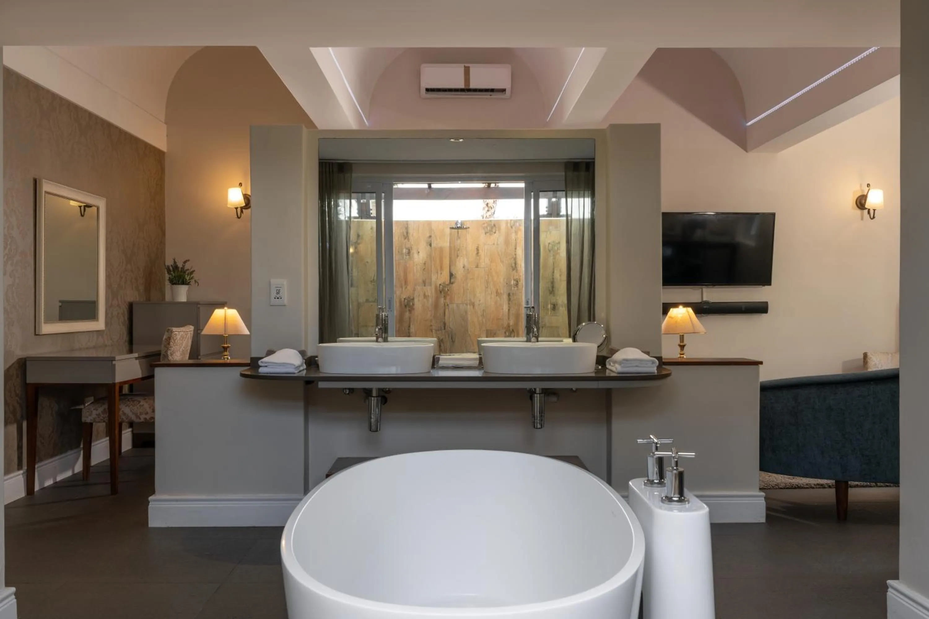 Bathroom in Wild Mushroom Country House