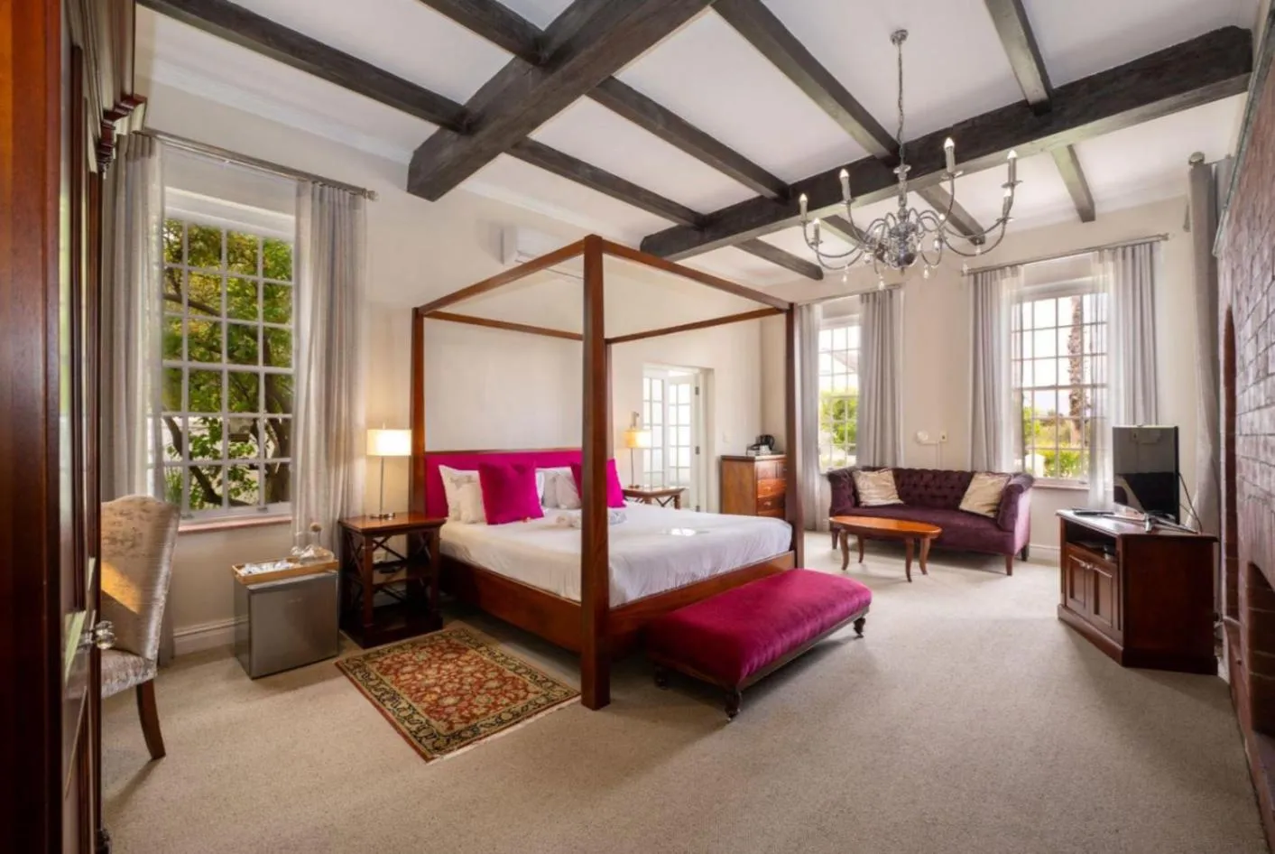 Bed in Wild Mushroom Country House