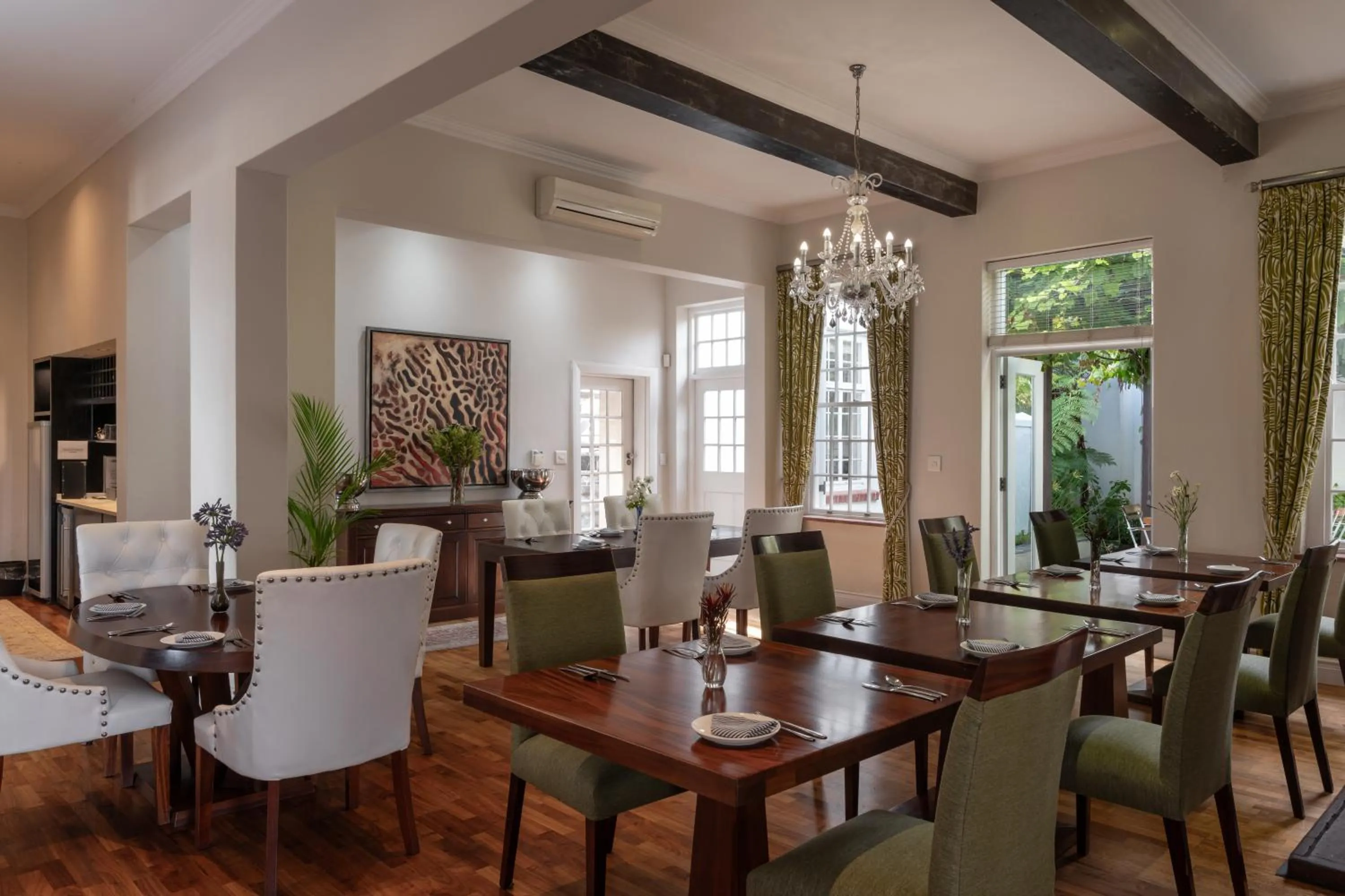 Seating area in Wild Mushroom Country House