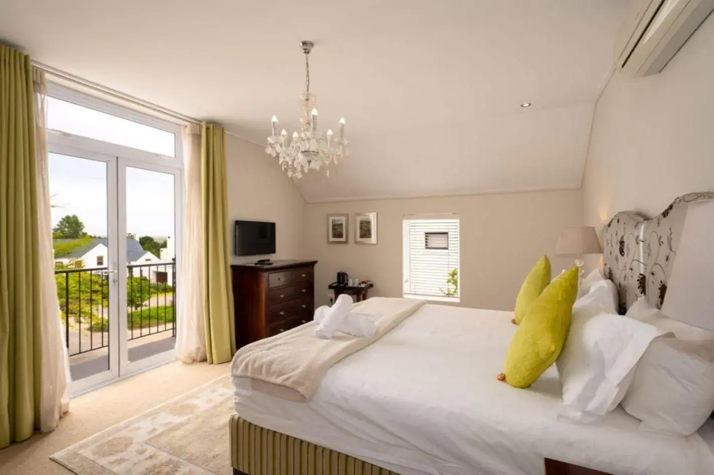 Junior Suite in Wild Mushroom Country House Junior Suite in Wild Mushroom Country House