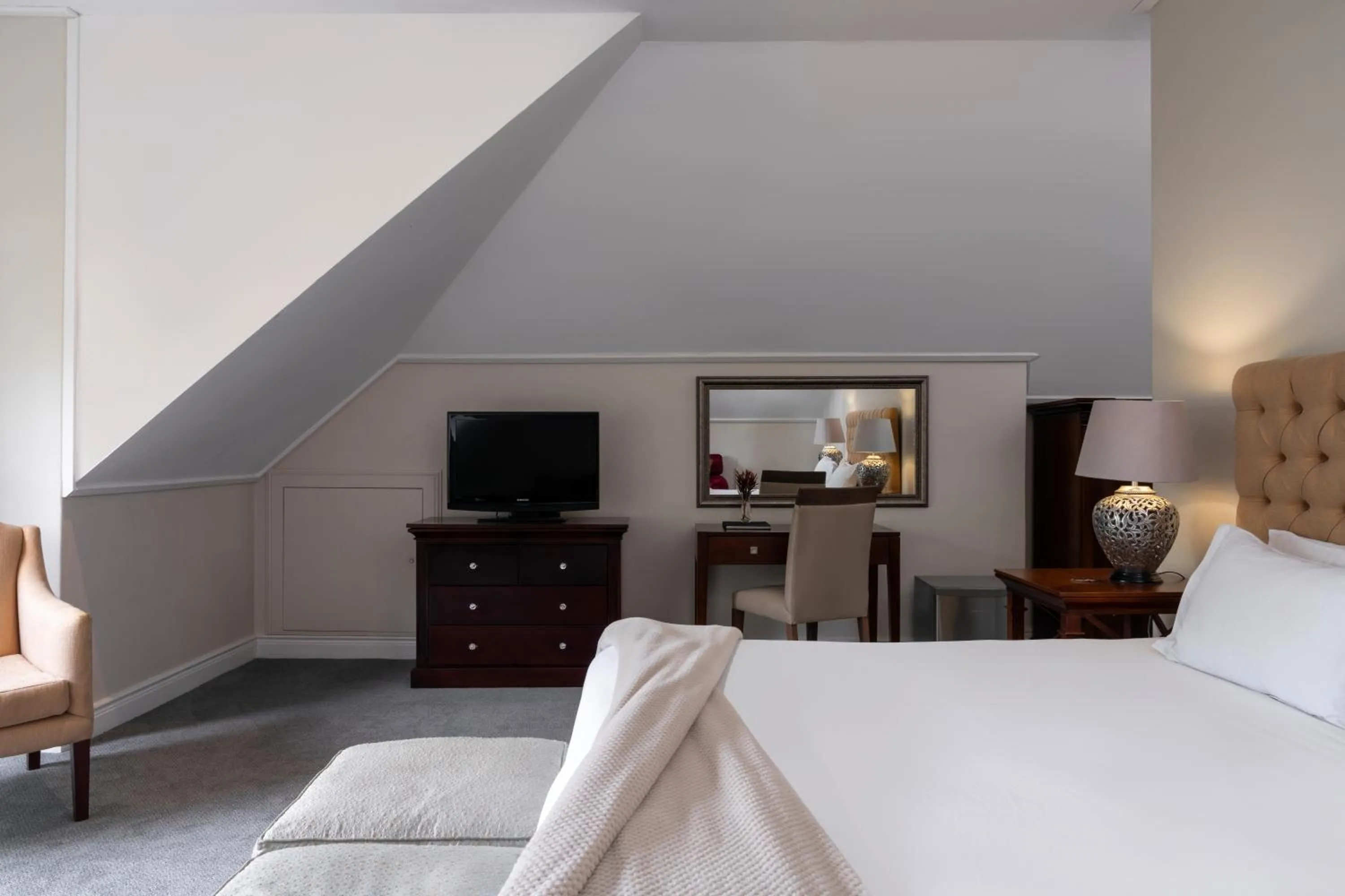 Bed in Wild Mushroom Country House