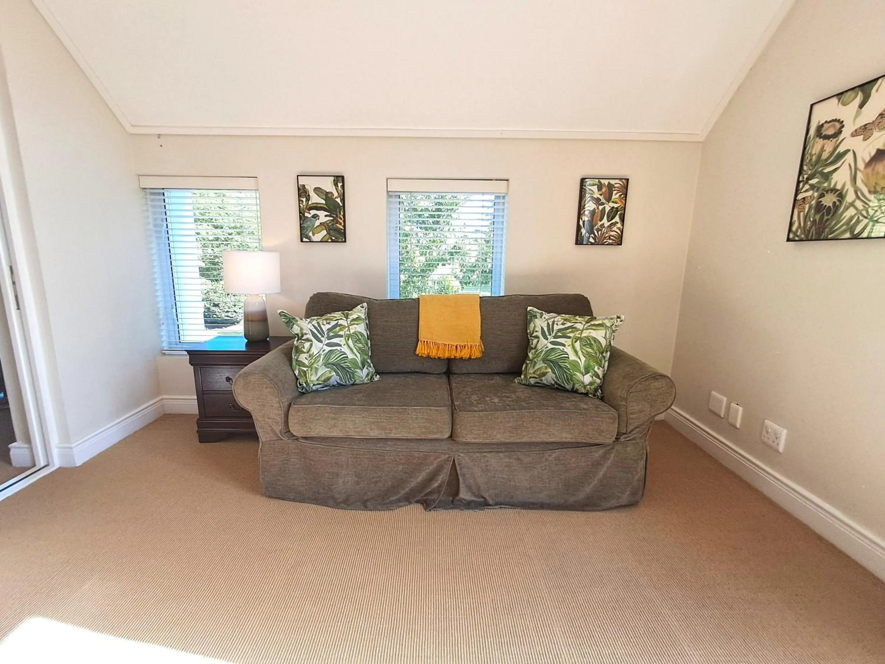 Living room in Wild Mushroom Country House
