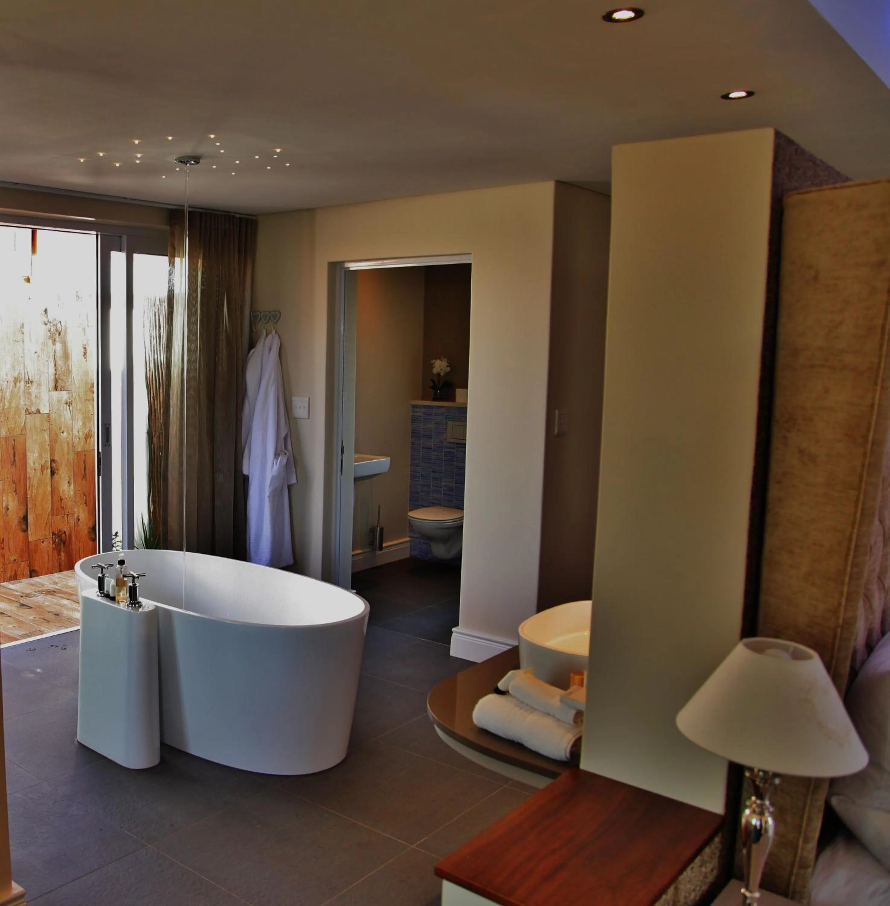 Bathroom in Wild Mushroom Country House