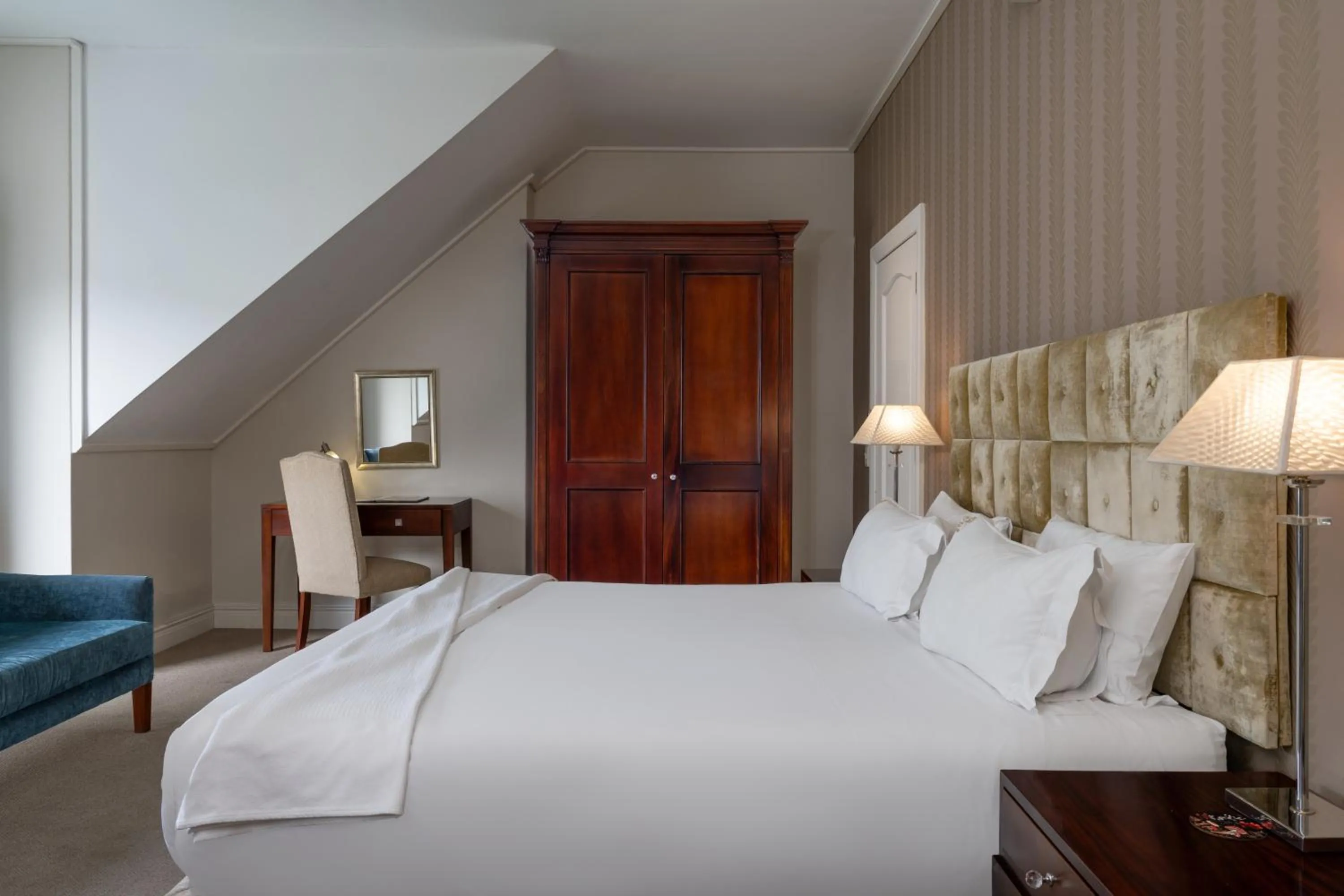 Bed in Wild Mushroom Country House