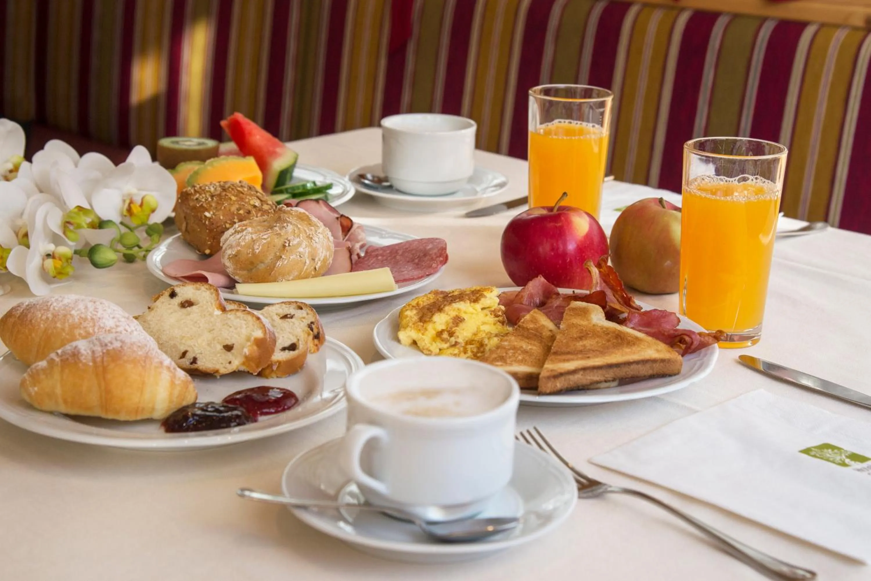 Restaurant/places to eat in Hotel Alpenhof