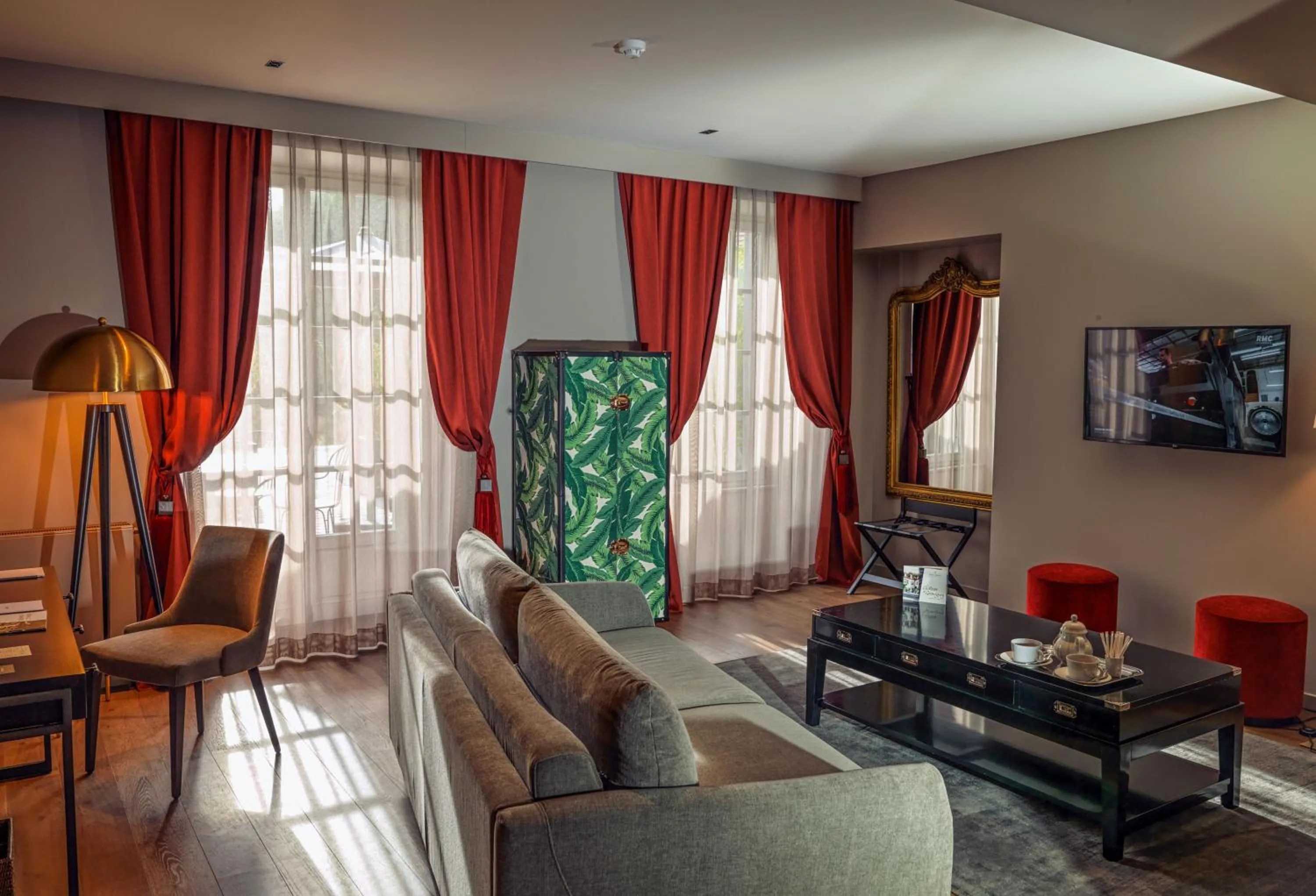 Living room in Chateau De Germigney