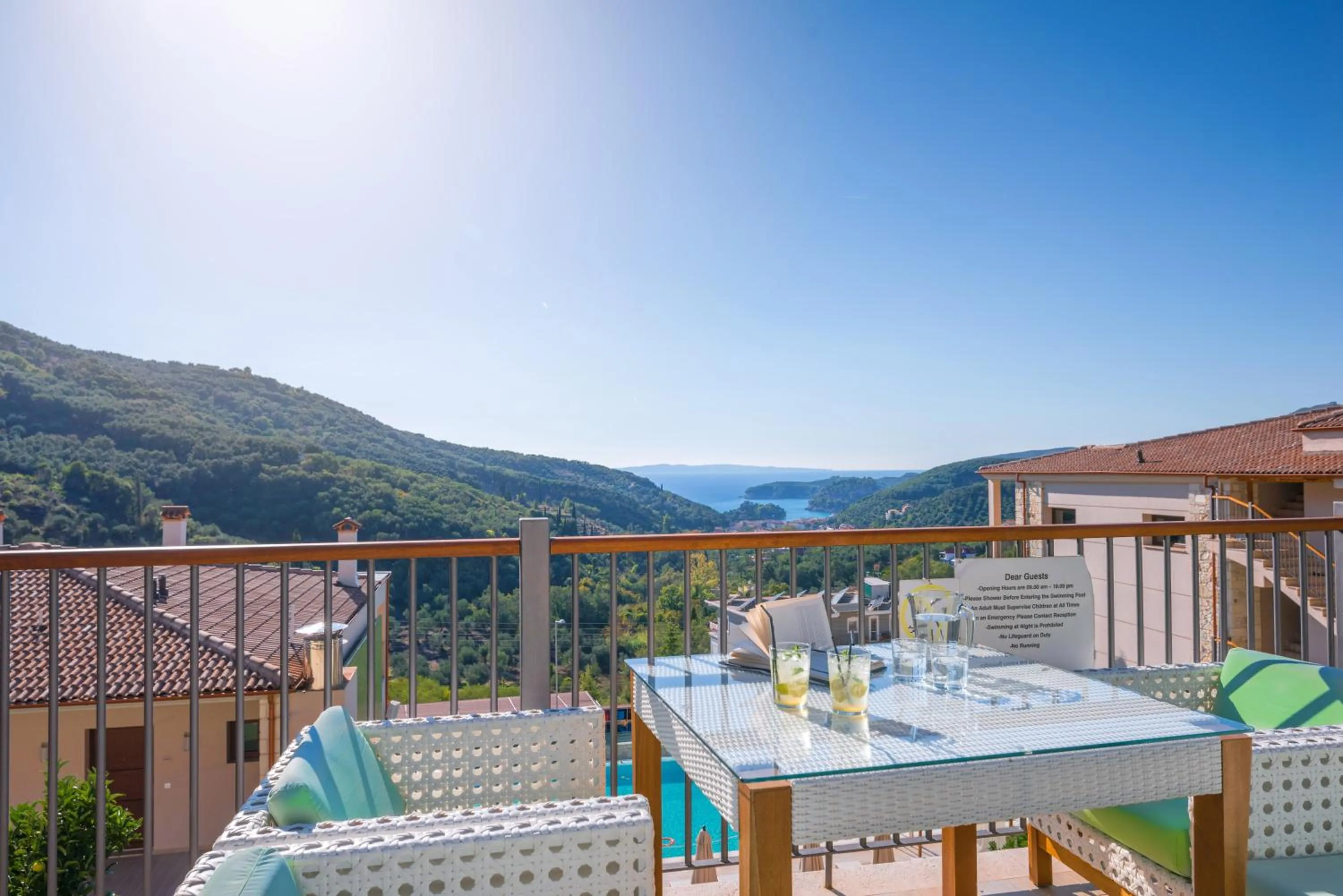 Garden in Salvator Villas & Spa Hotel