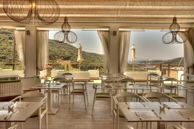 Restaurant/places to eat in Salvator Villas & Spa Hotel