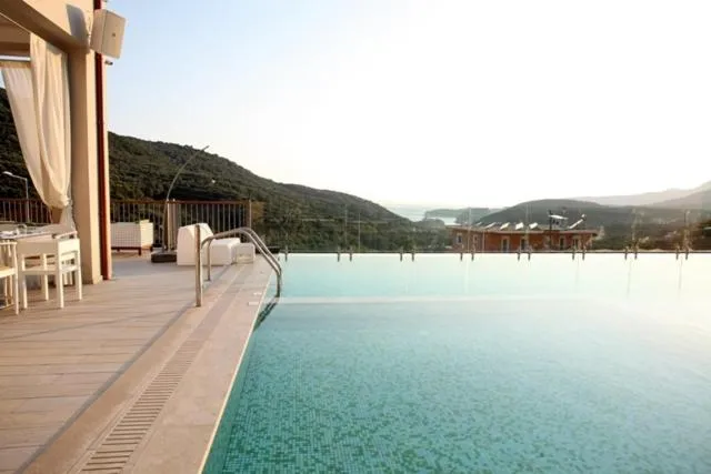 Swimming pool in Salvator Villas & Spa Hotel