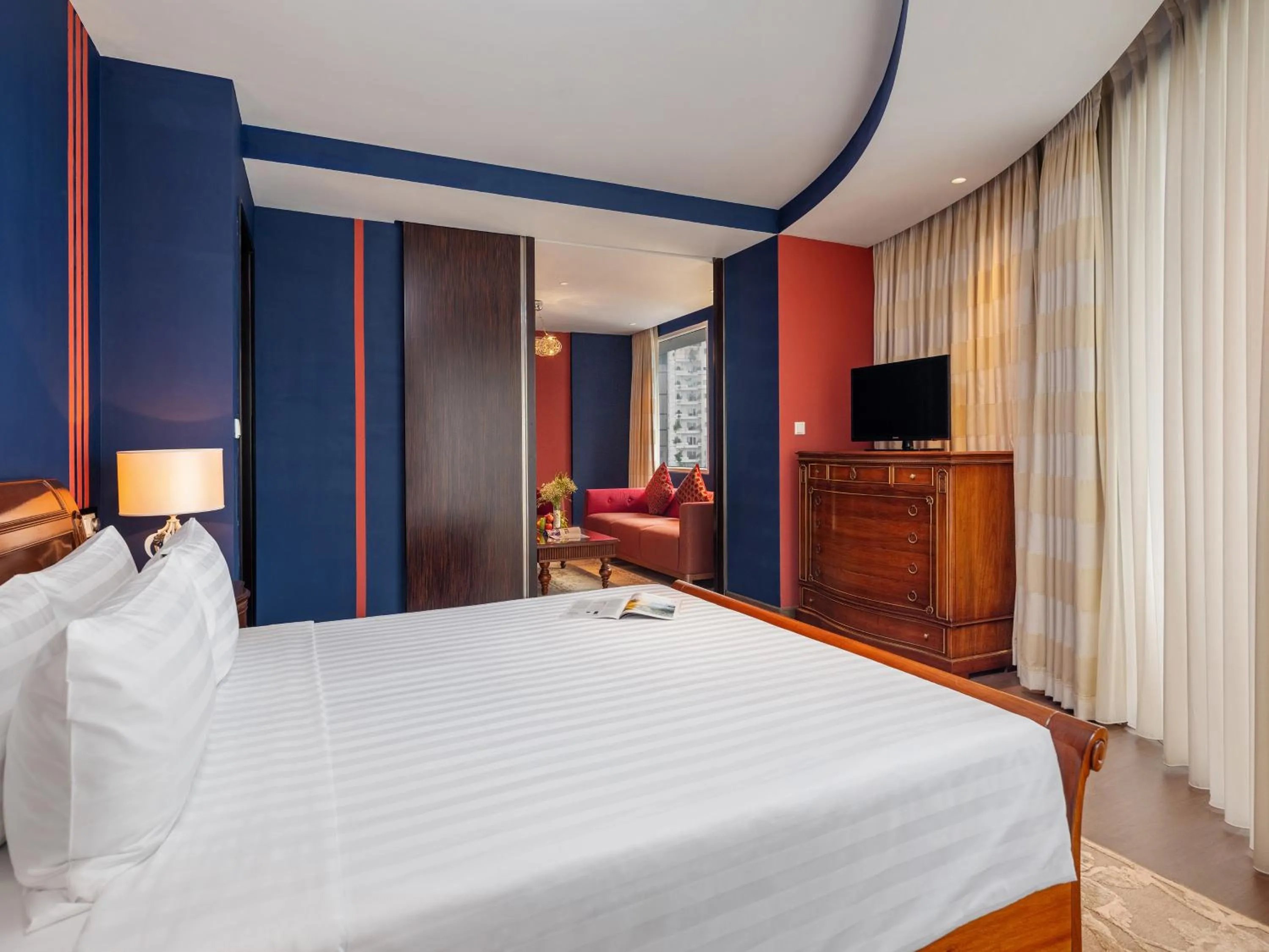 Bed in Palace Hotel Saigon