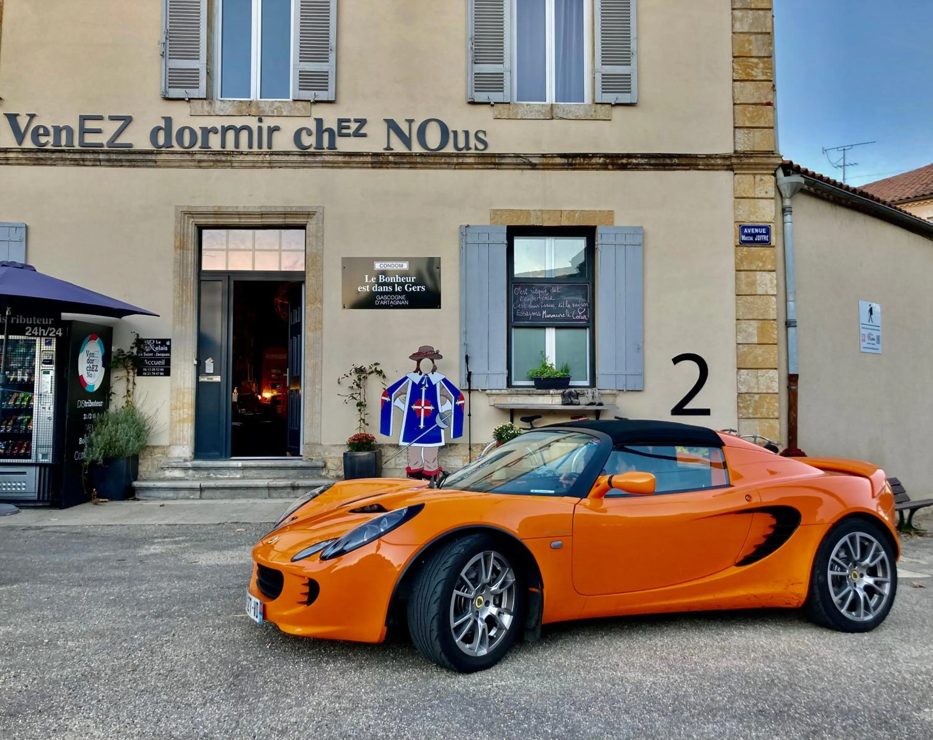 " Venez DormiR Chez Nous " #Condom#Gascogne#d'Artagnan#Armagnac#Le Bonheur est dans le GERS