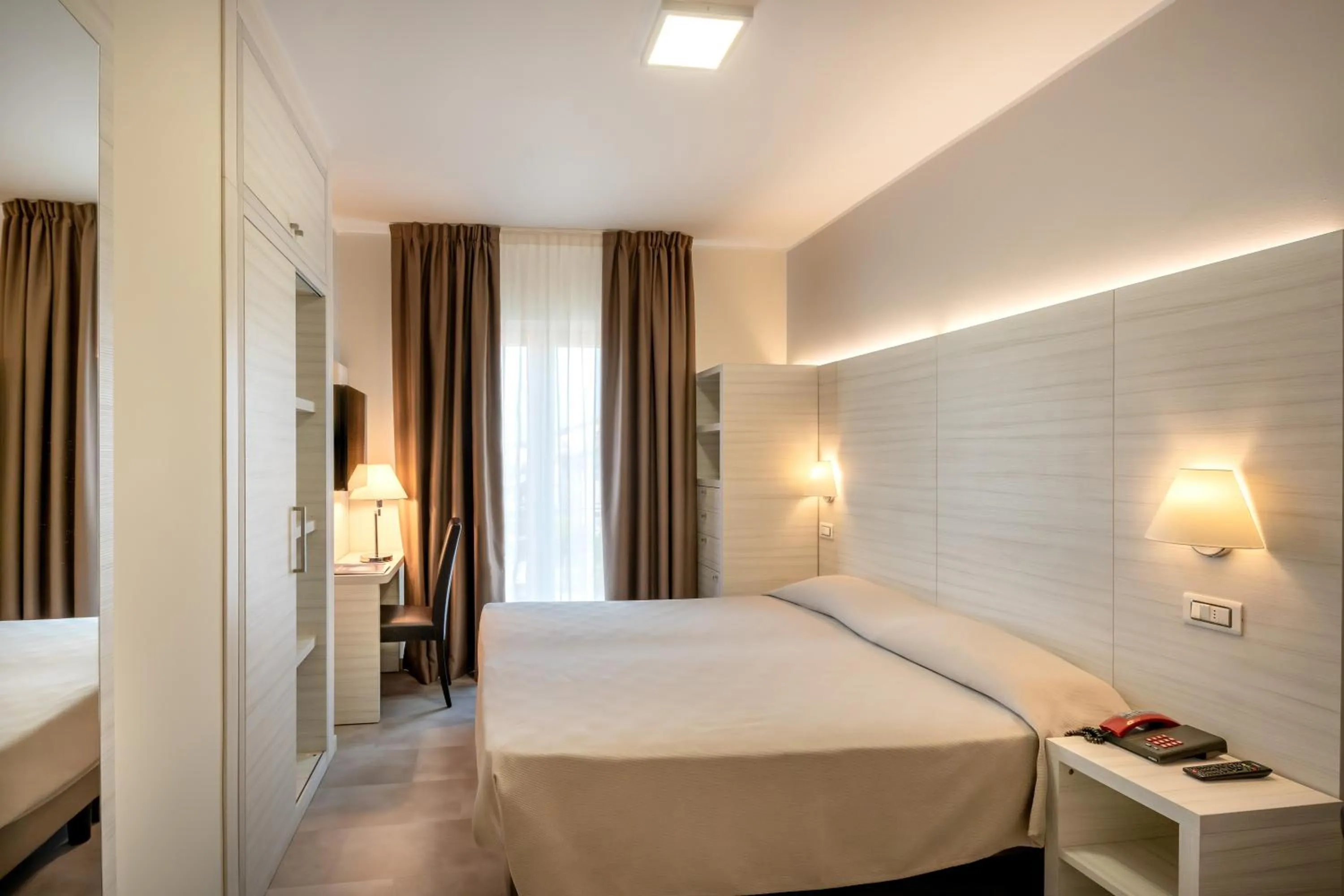 Bedroom, Bed in Hotel Marco Polo